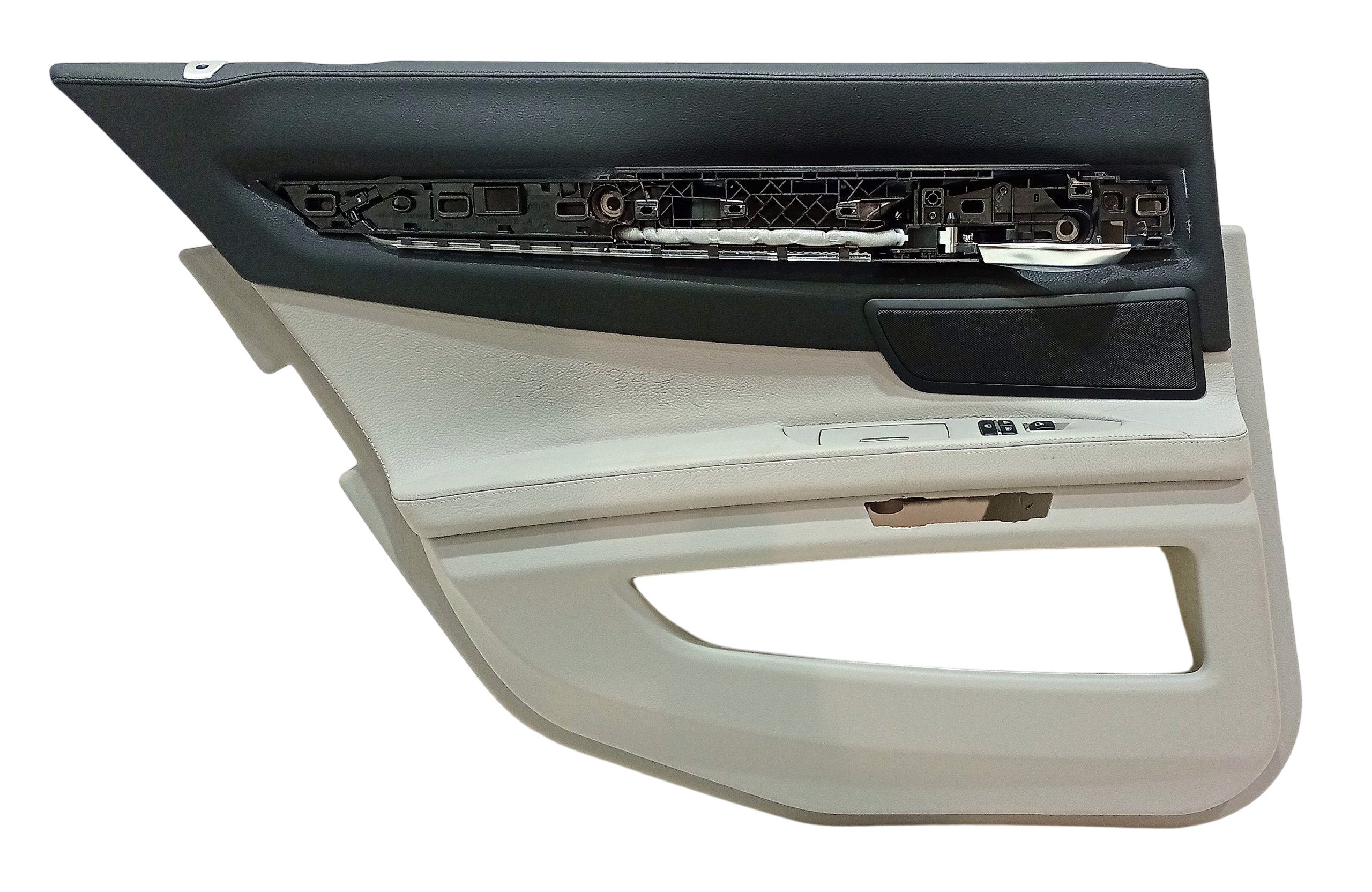BMW 7 (G11 / G12) Loading door cover/cap BMW 7 SERIES loading door cover/cap OEM 5142916...