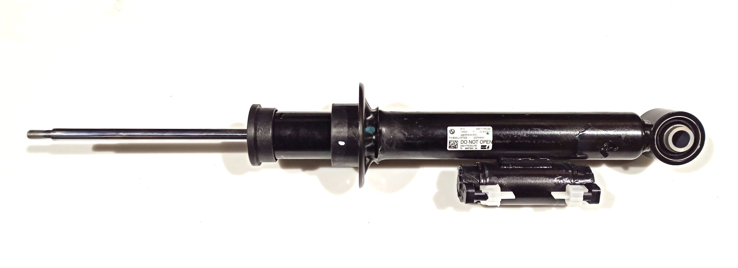 BMW 5 (G30 / G31) Front bonnet/hood damper/strut BMW 5 SERIES Front bonnet/hood damper/strut OEM...