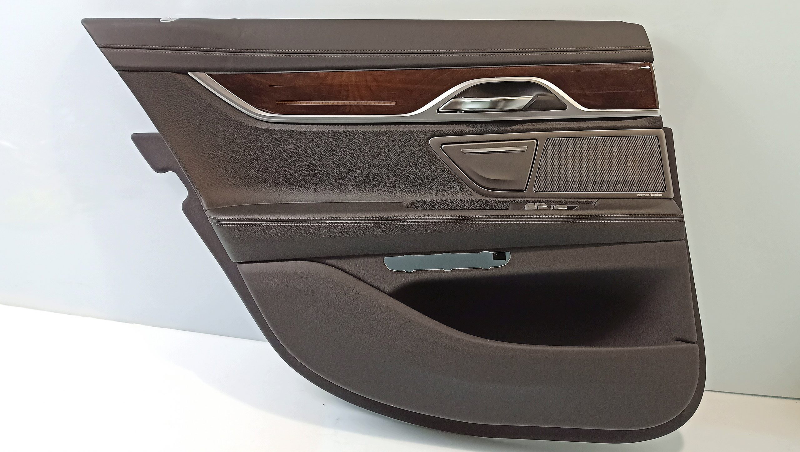 BMW 7 (G11 / G12) Rear door card panel trim BMW 7 SERIES Rear Door Card Panel Trim OEM 5142...