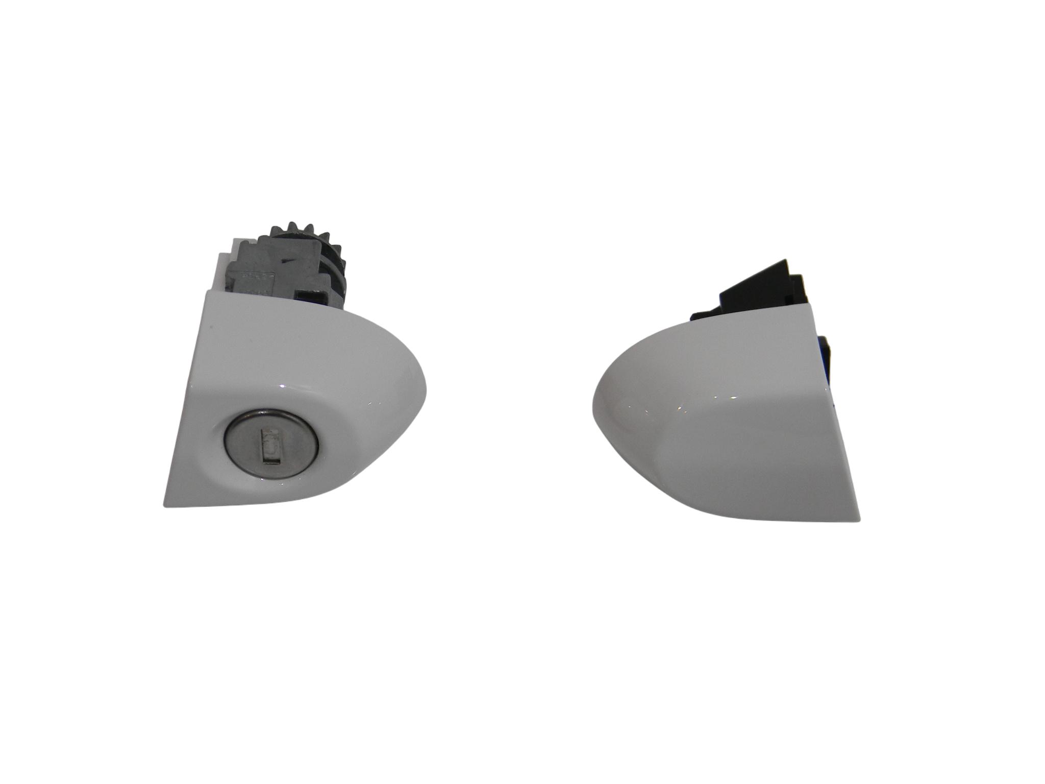 BMW 2 (F22 / F23) Front door handle cover BMW 2 SERIES Front door handle cover OEM 512171...