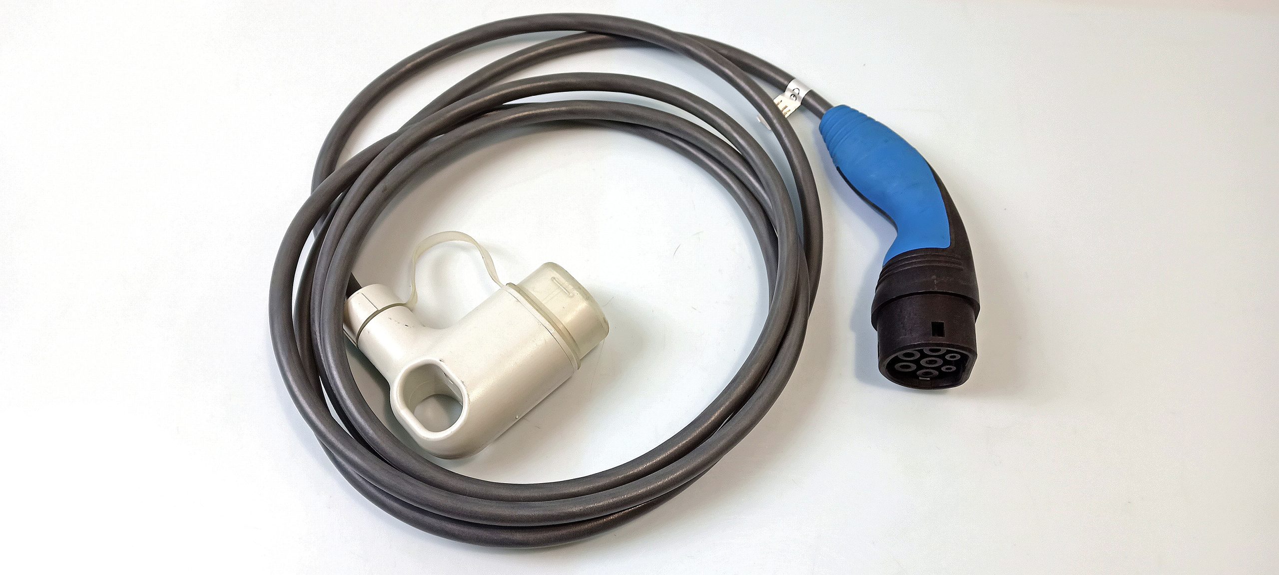 BMW 3 (G20 / G21) Electric car charging cable BMW 3 SERIES Electric car charging cable OEM 24...