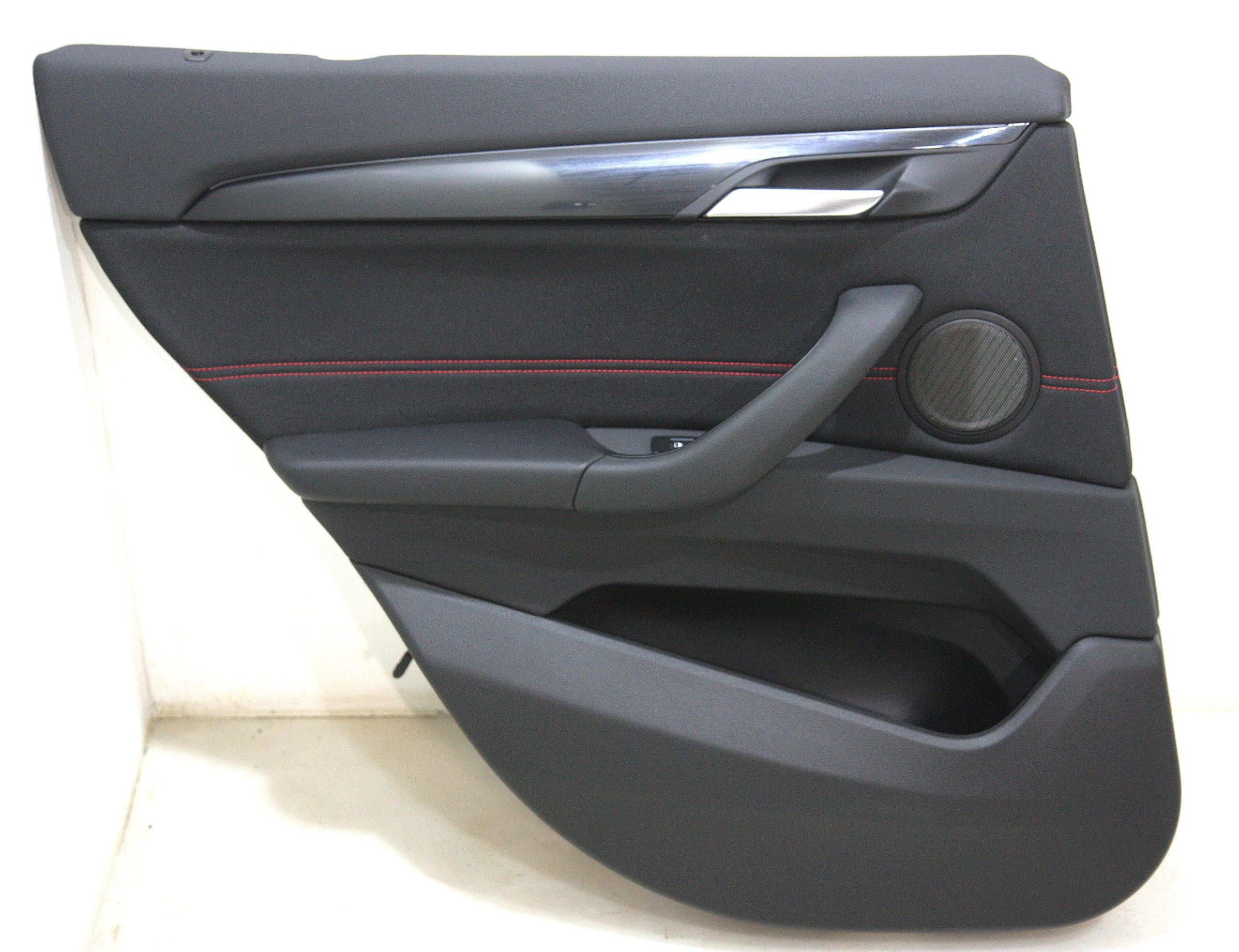BMW X1 (F48) Rear door card panel trim