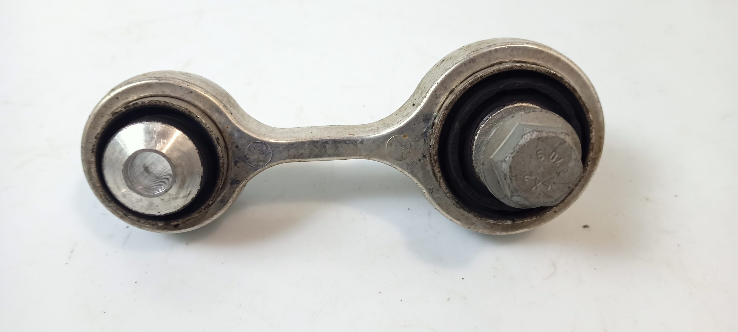 BMW 6 (F06 / F12 / F13) Rear upper control arm/wishbone BMW 6 SERIES Rear upper control arm/wishbone OE...