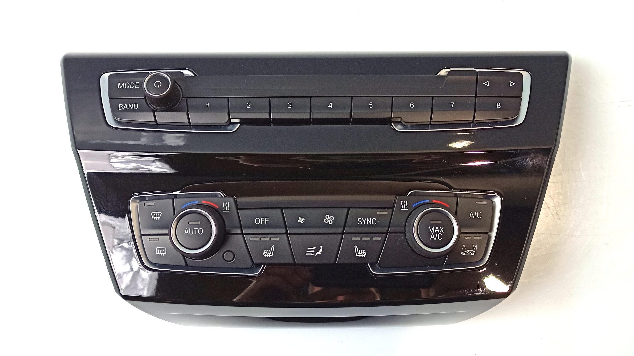 BMW X1 (F48) Radio/CD/DVD/GPS head unit