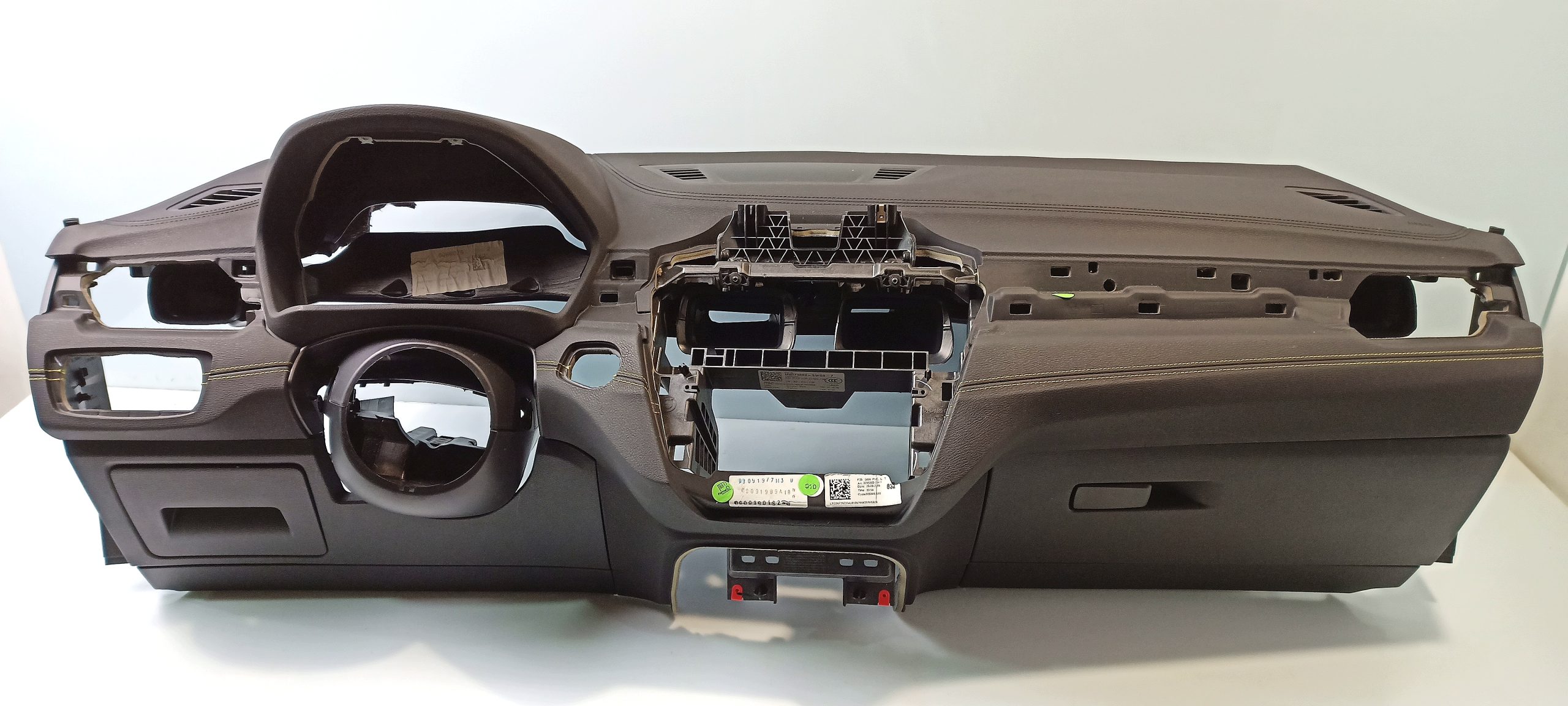 BMW X2 (F39) Dashboard BMW X2 F39 Dashboard OEM 51166965758

Part code...
