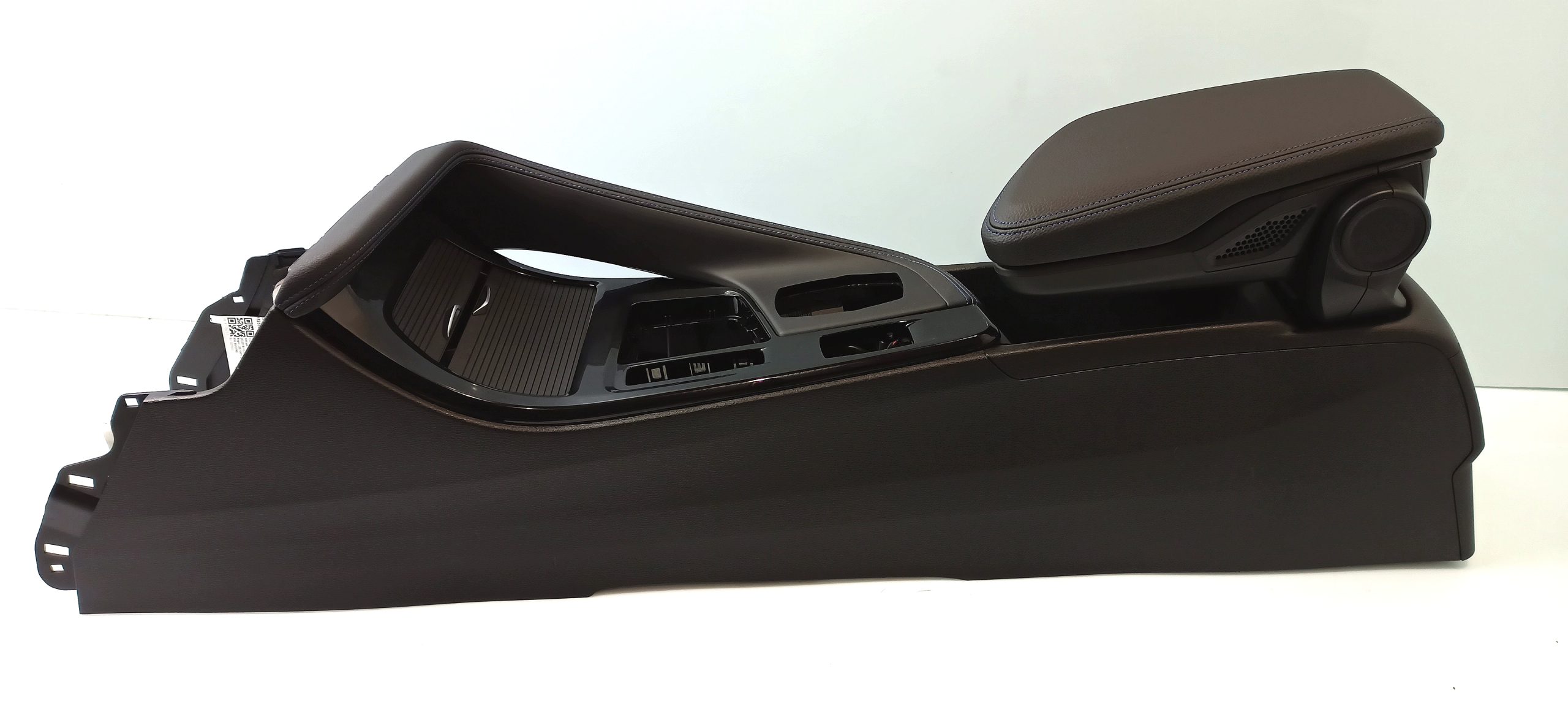 BMW X1 (F48) center console