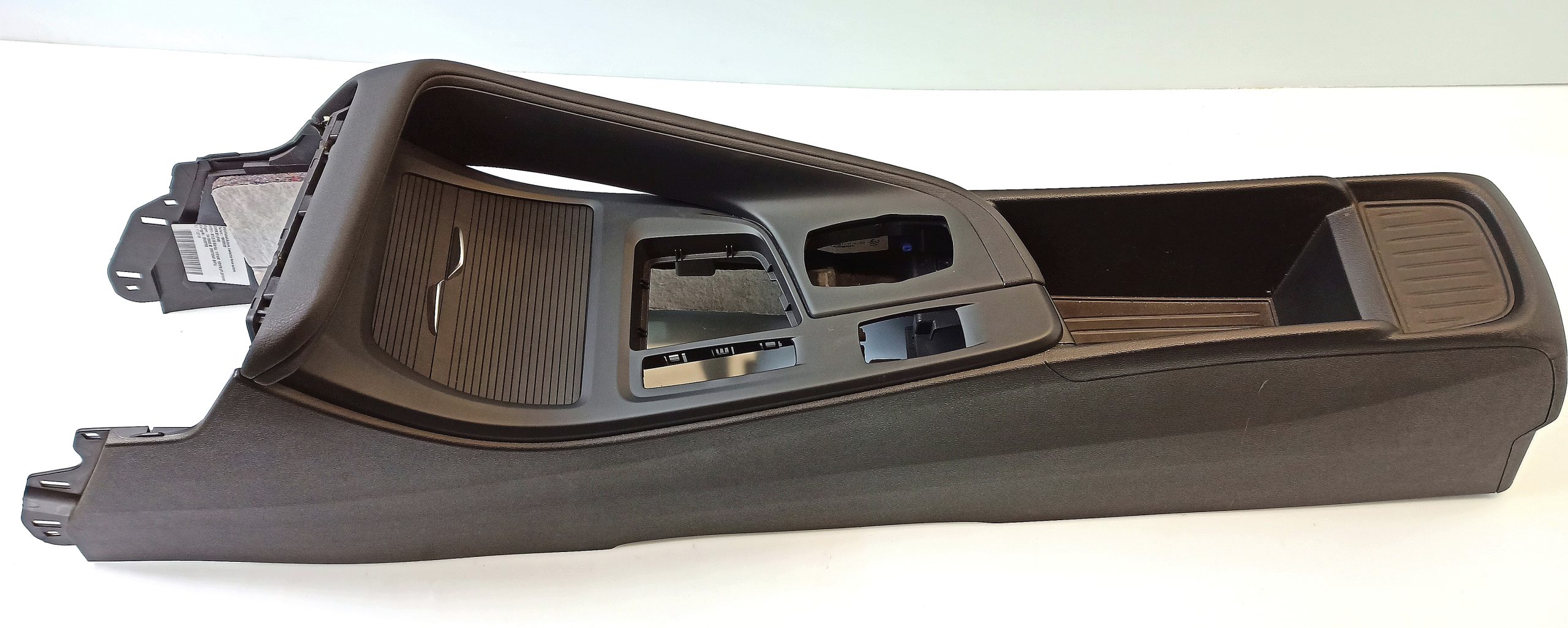 BMW X1 (F48) center console