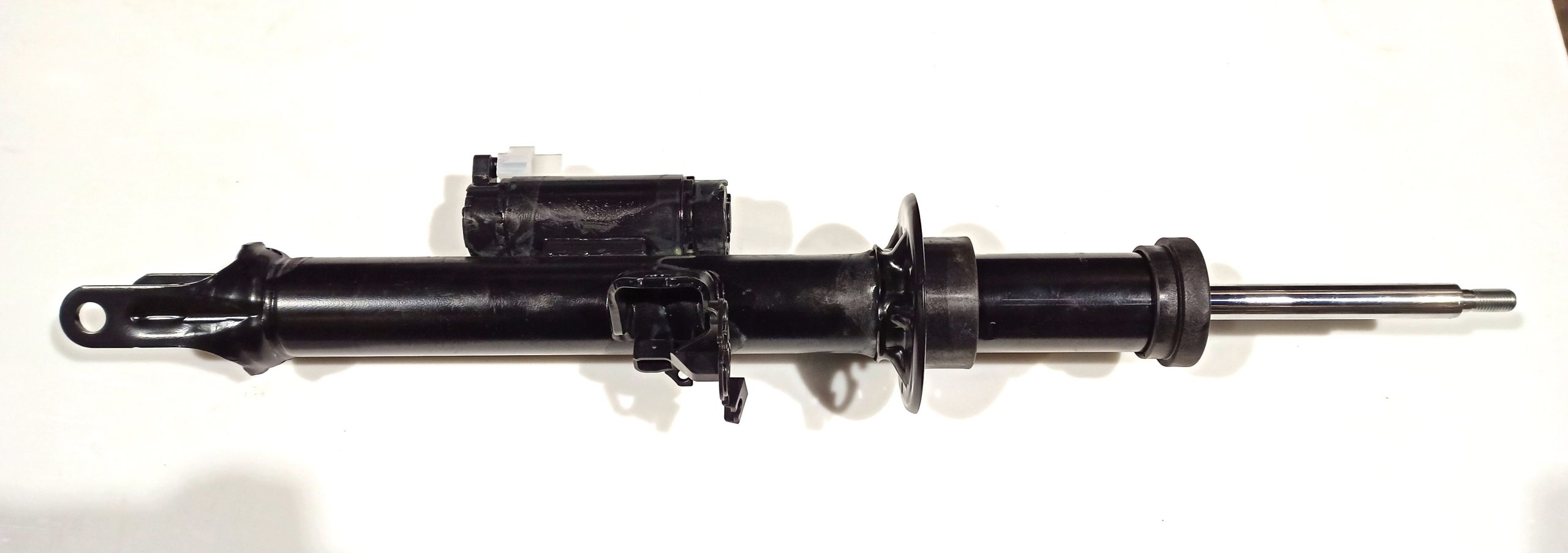BMW 5 (G30 / G31) Front bonnet/hood damper/strut BMW 5 SERIES Front bonnet/hood damper/strut OEM...