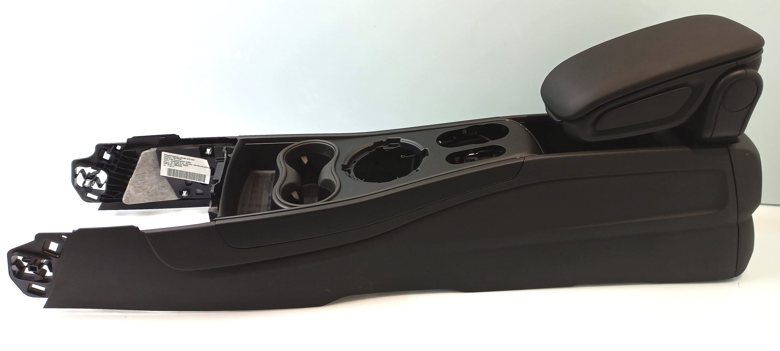 BMW 6 GT (G32) center console BMW MINI Countryman F60, MINI Countryman F60 LC...