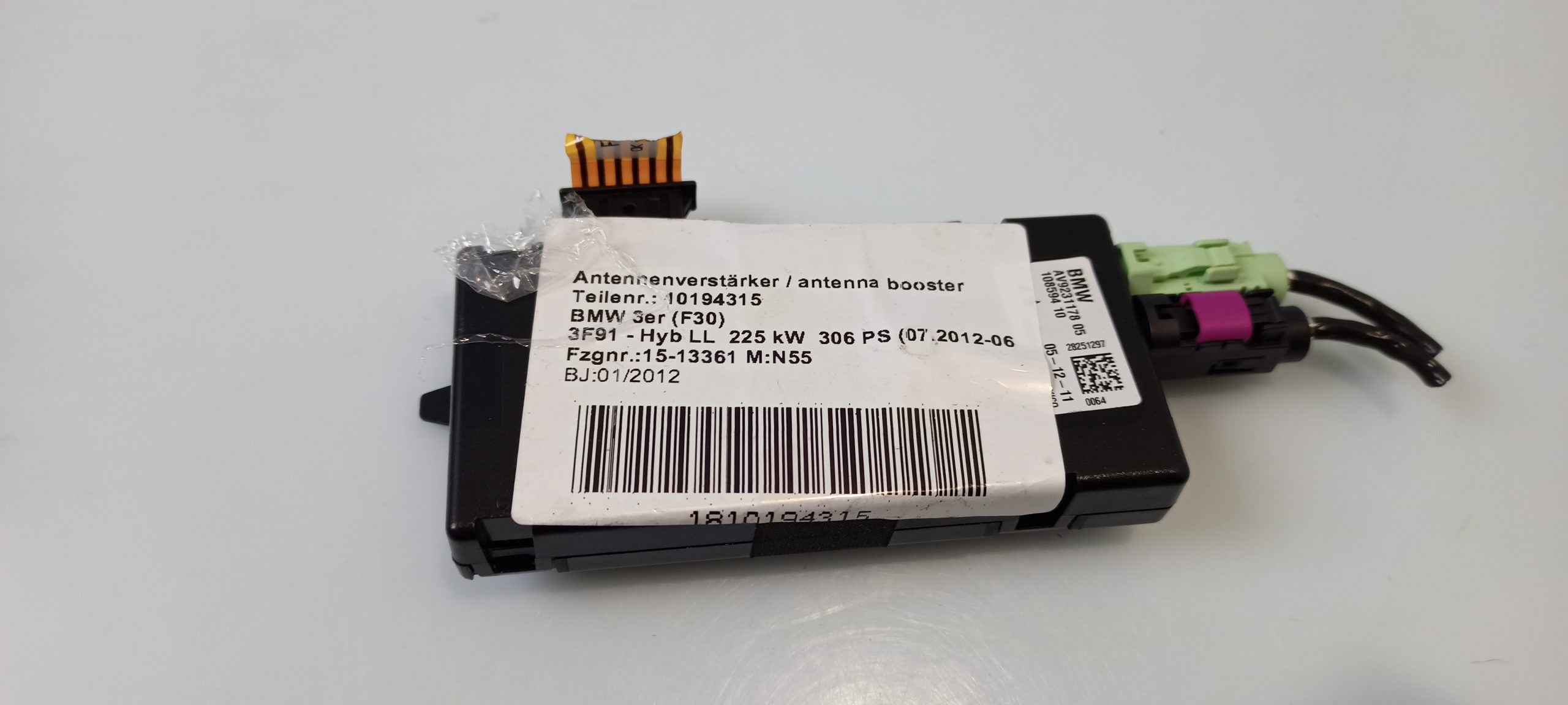 BMW 3 (F30 / F31) Aerial antenna amplifier BMW 3 SERIES Aerial antenna amplifier OEM 65209...