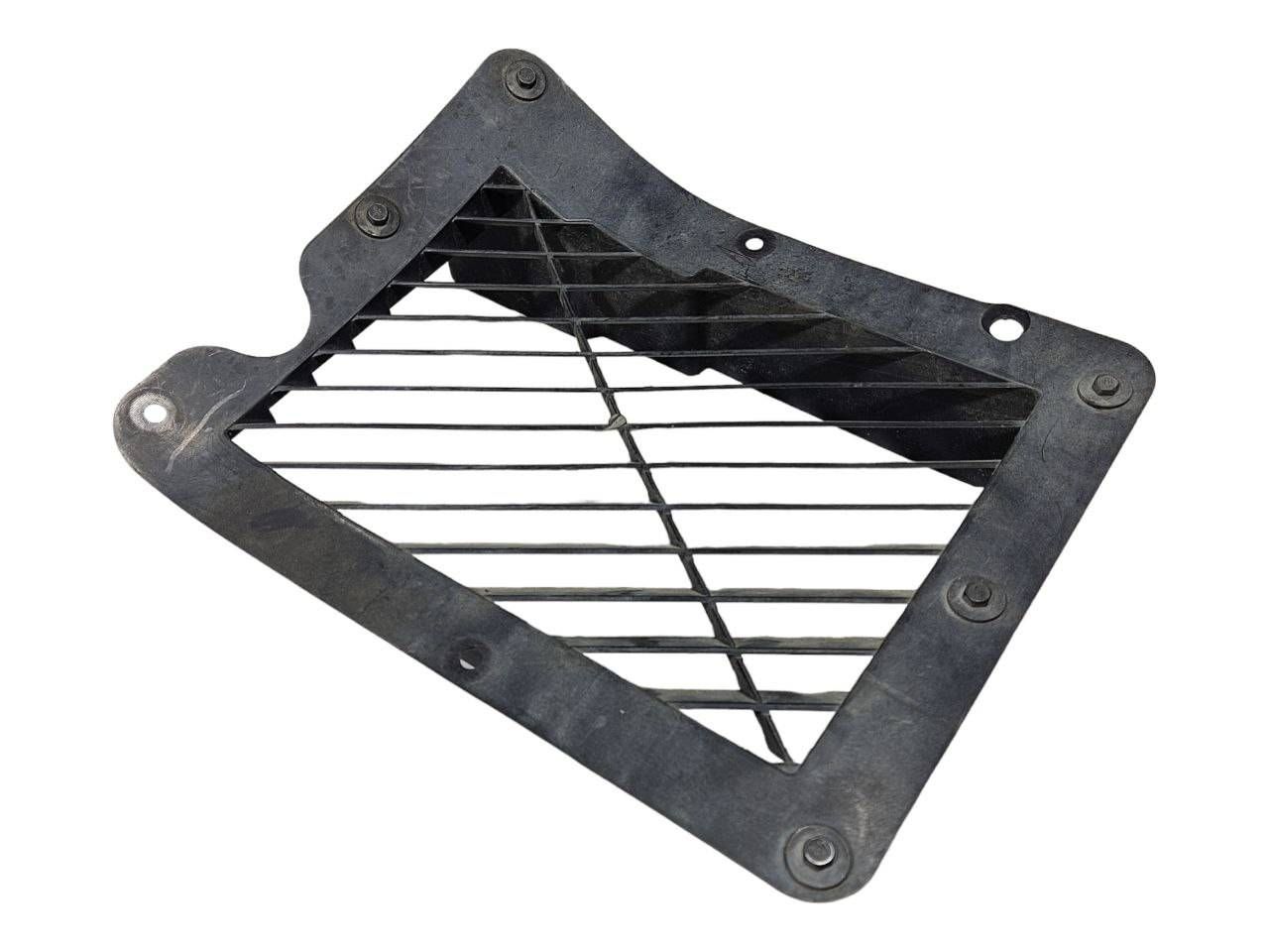 BMW 7 (E65 / E66 / E67 / E68) Air intake duct part BMW 7 SERIES Air intake duct part OEM 7177439

...