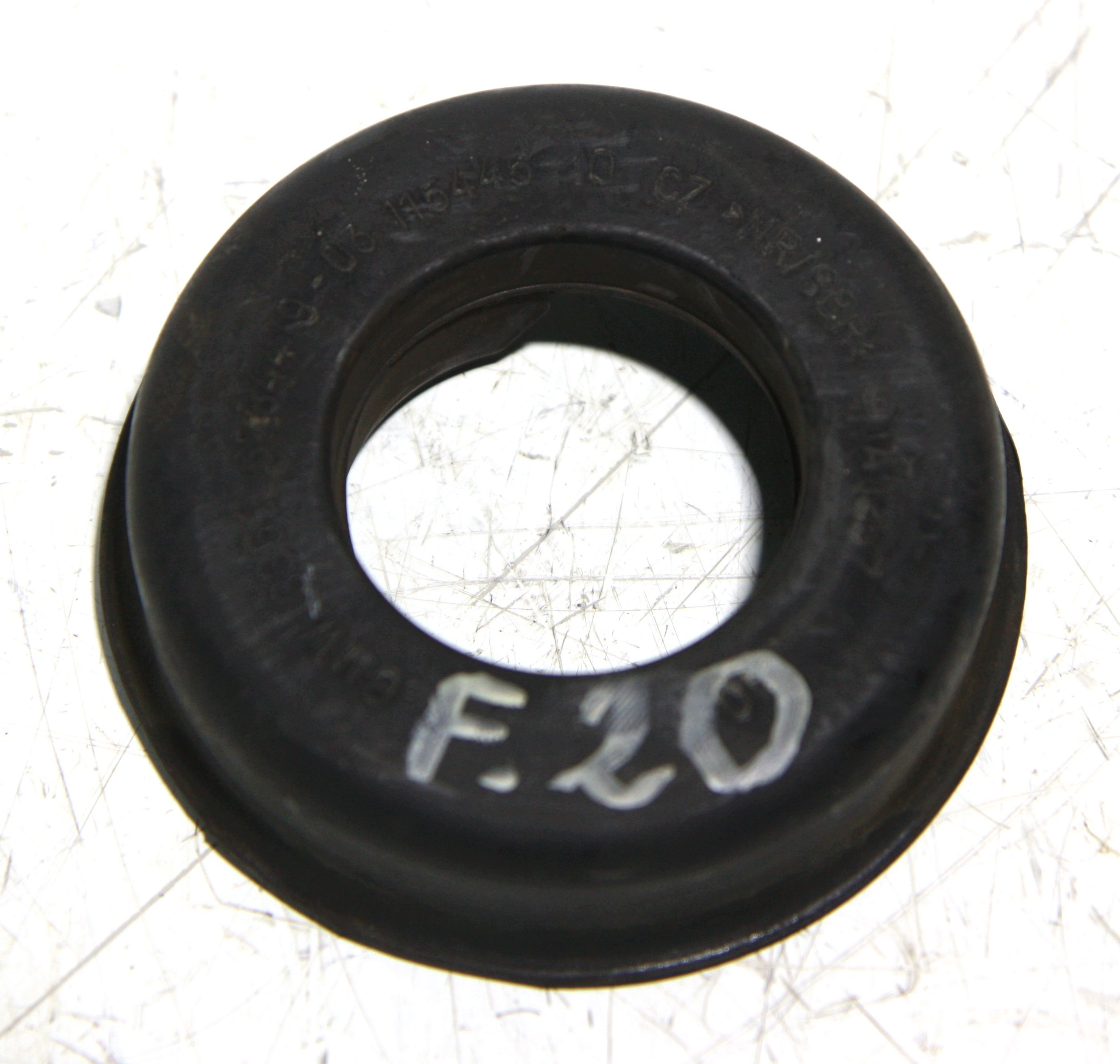 BMW 1 (E81 / E82 / E87 / E88) Front coil spring rubber mount BMW 1 SERIES Front coil spring rubber mount OEM...