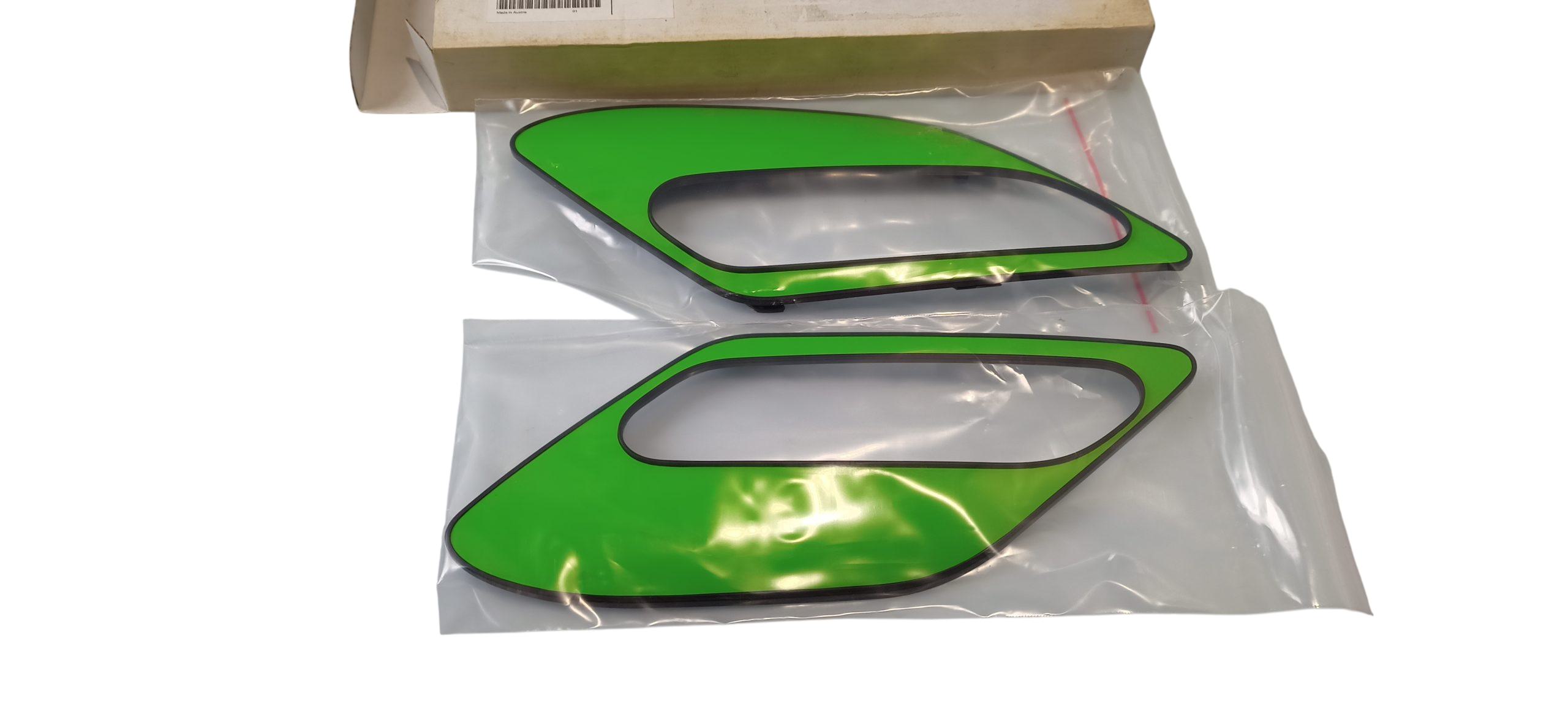 BMW 6 GT (G32) Fender trim (molding) BMW MINI Countryman R60, MINI Paceman R61 Fende...