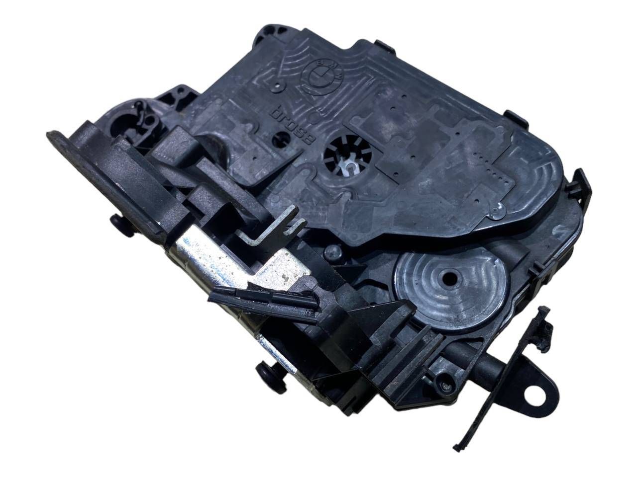 BMW 3 (E90 / E91 / E92 / E93) Rear door lock BMW 3 SERIES Rear door lock OEM 7060296

Part c...