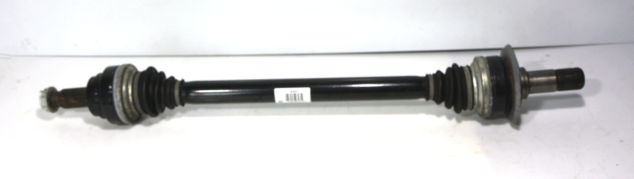 BMW 6 (F06 / F12 / F13) Rear driveshaft BMW 6 SERIES Rear driveshaft OEM 33207566086

P...