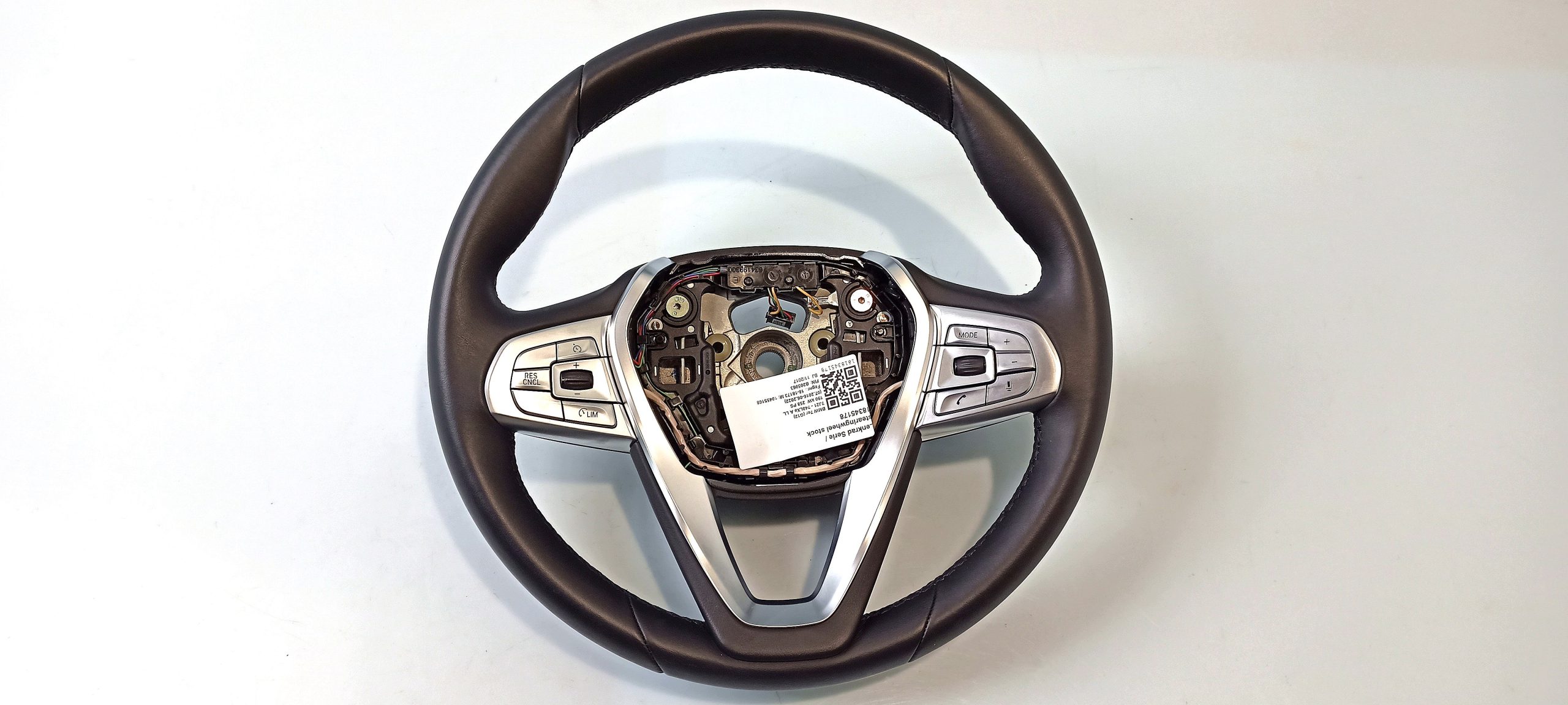 BMW 5 (G30 / G31) steering wheel BMW 5 SERIES Steering Wheel OEM 32306847542

Pa...