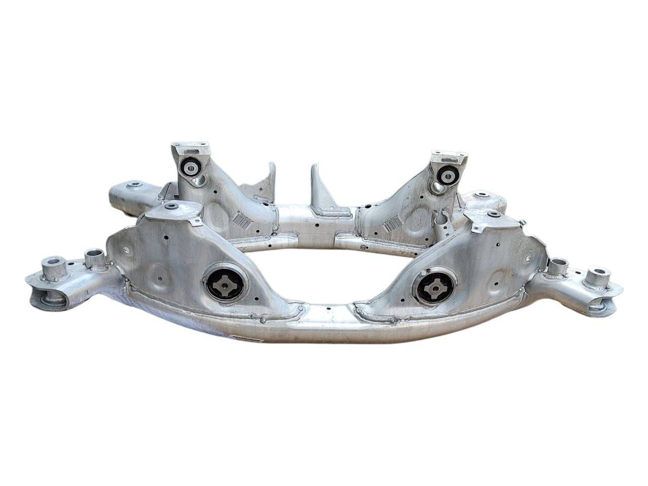 BMW 6 (F06 / F12 / F13) Rear subframe BMW 6 SERIES Rear subframe OEM 2284090

Part co...