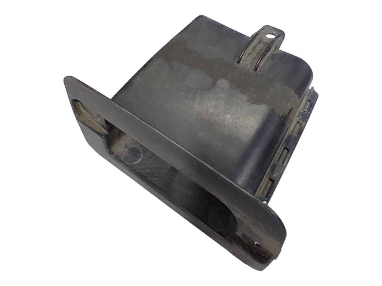 BMW 6 (F06 / F12 / F13) Brake cooling air channel/duct BMW 6 SERIES Brake cooling air channel/duct

Ge...