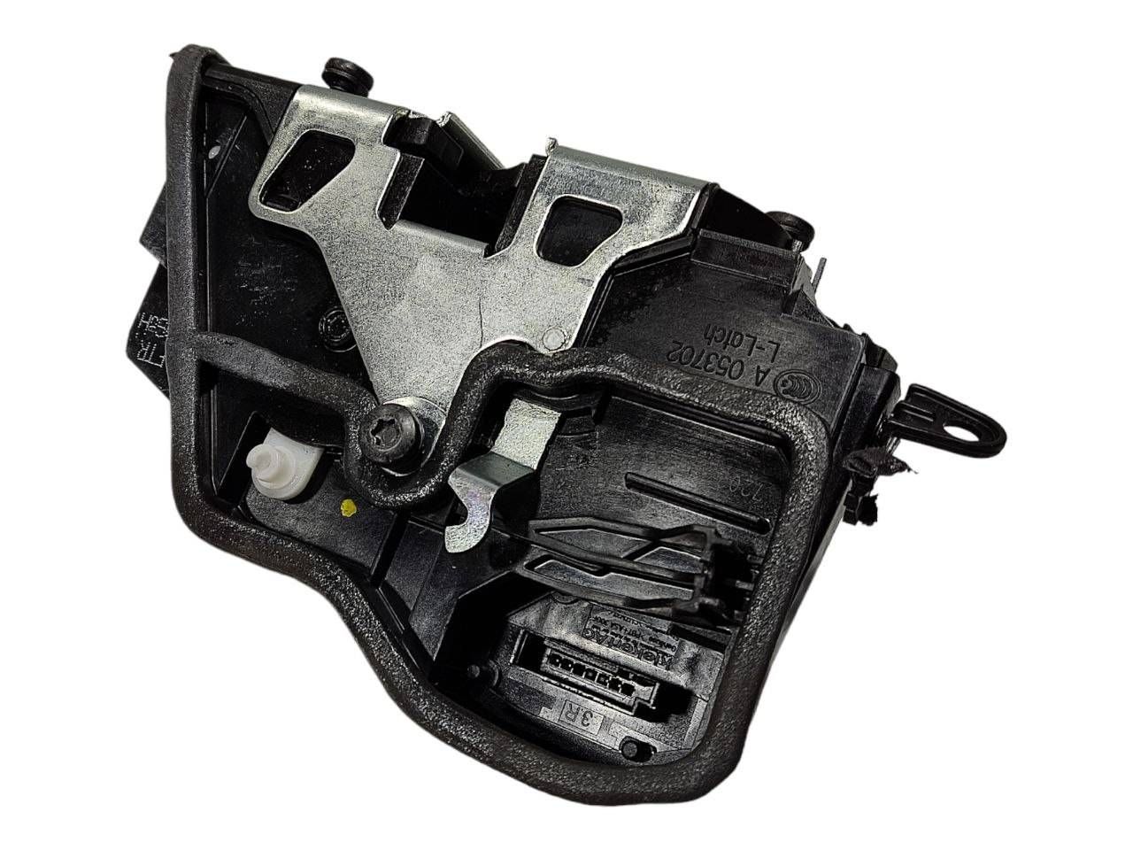 BMW 3 (E90 / E91 / E92 / E93) Rear door lock BMW 3 SERIES Rear door lock OEM A053702

Part c...