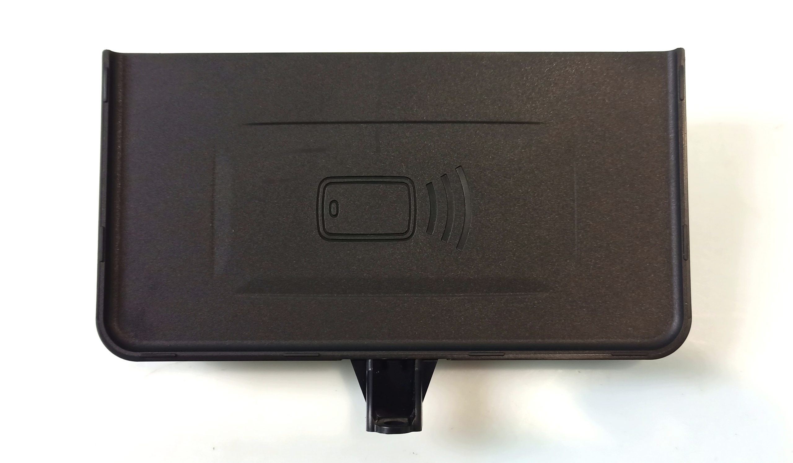 BMW 5 (G30 / G31) Battery charger (optional) BMW M5 Battery charger (optional) OEM 613598246...