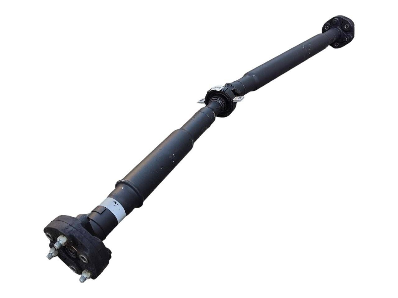 BMW 7 (G11 / G12) Rear driveshaft/prop shaft BMW 7 SERIES Rear driveshaft/prop shaft OEM 261...