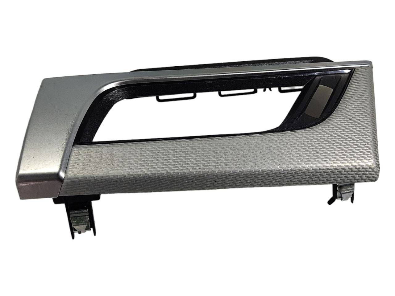 BMW X1 (F48) Dashboard glove box trim BMW X1 Dashboard glove box trim

Generation: X1...