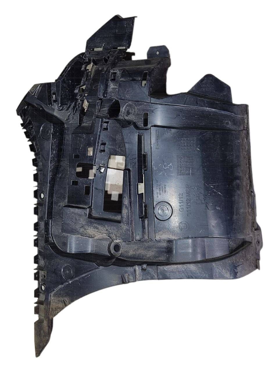 BMW 7 (G11 / G12) Rear bumper mounting bracket BMW 7 SERIES Rear bumper mounting bracket OEM 5...