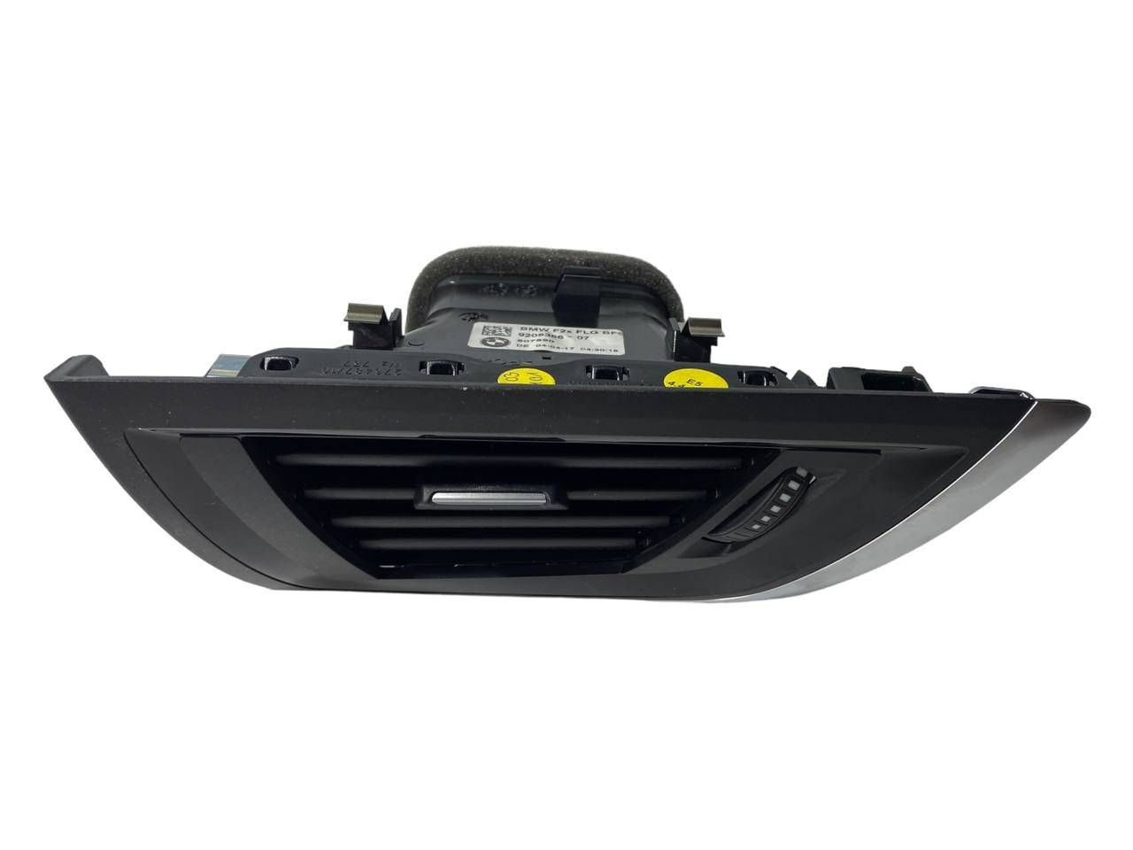 BMW 1 (F20 / F21) Dash center air vent grill BMW 1 SERIES Dash center air vent grill OEM 920...