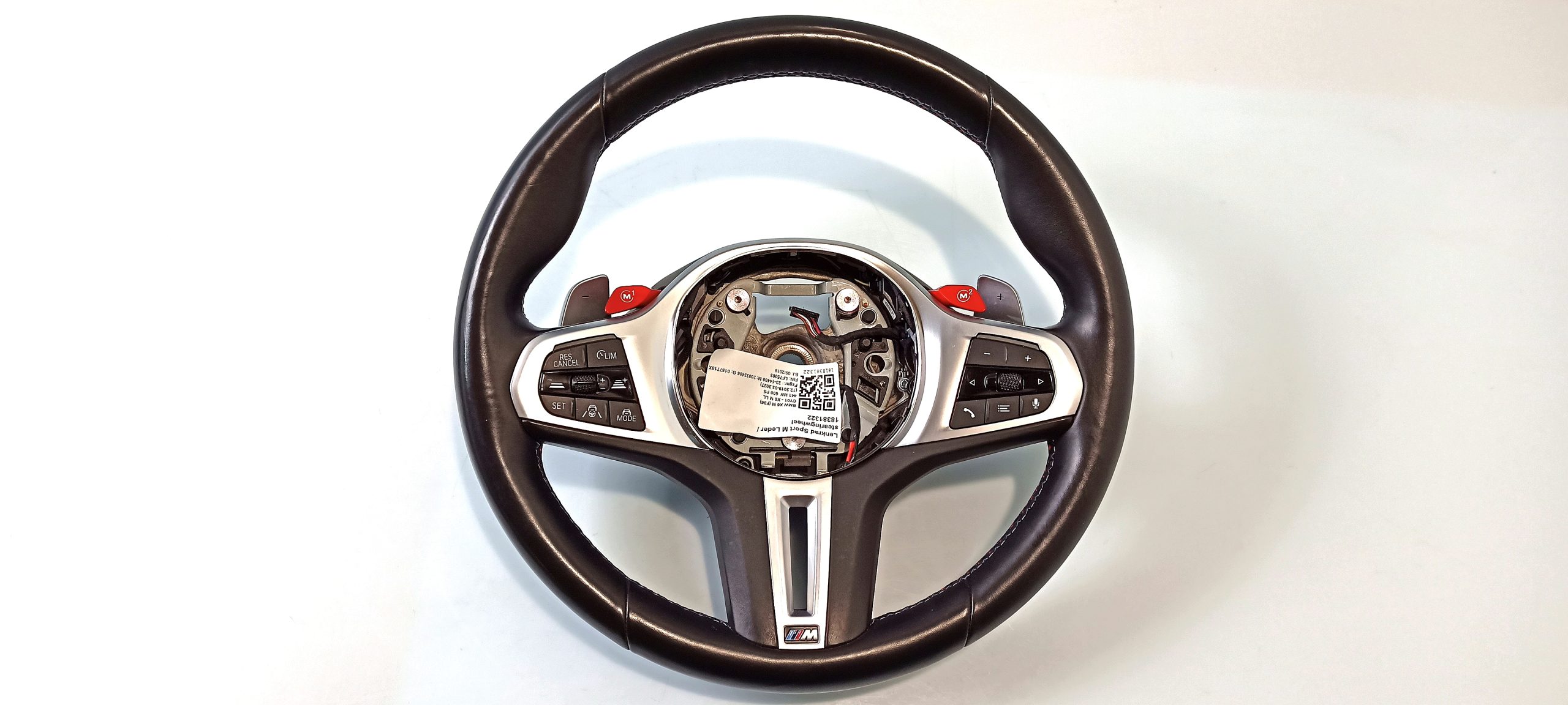 steering wheel Brand/Model: BMW 8 SERIES
Year: 2026

BMW 8 SER...