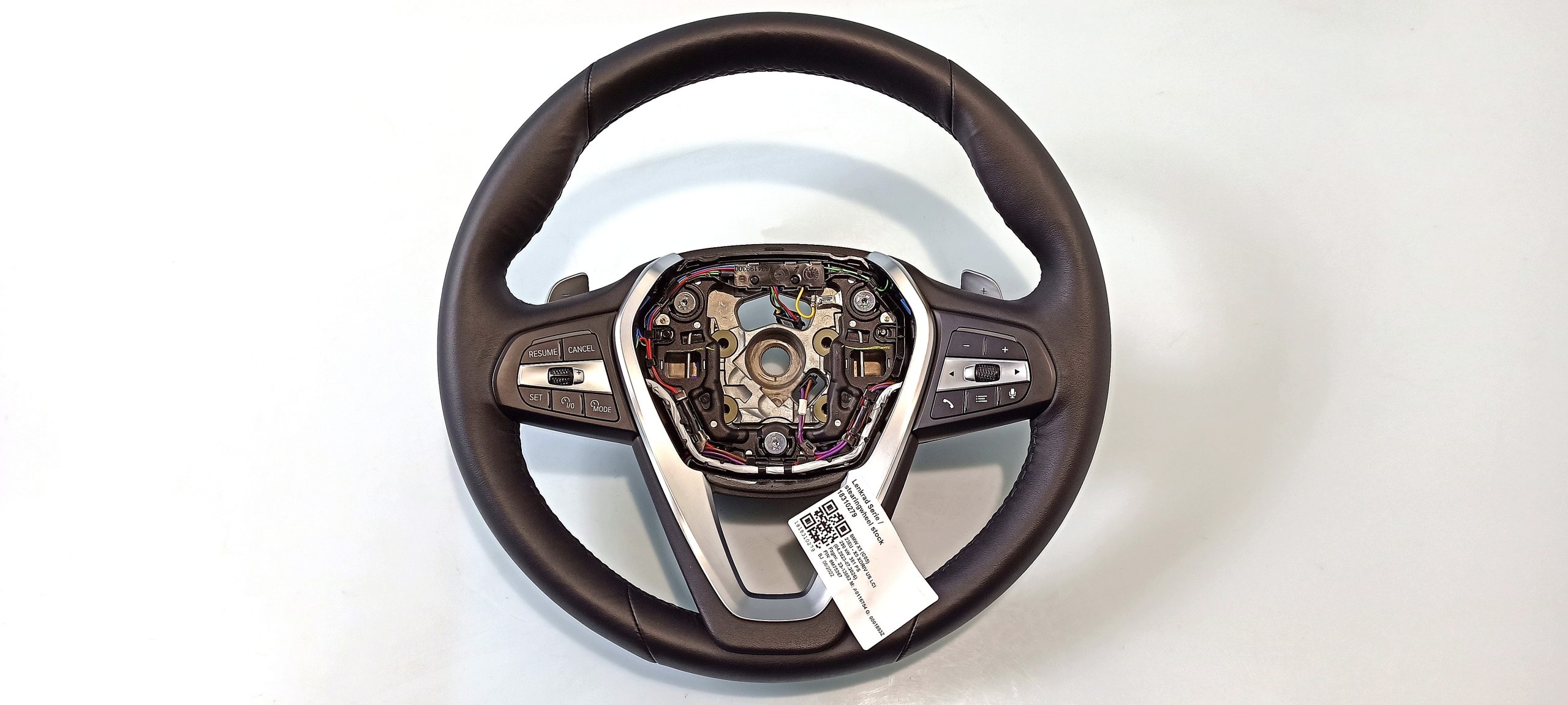 BMW X7 (G07) steering wheel BMW X7 Steering Wheel OEM 32307944585

Part cod...