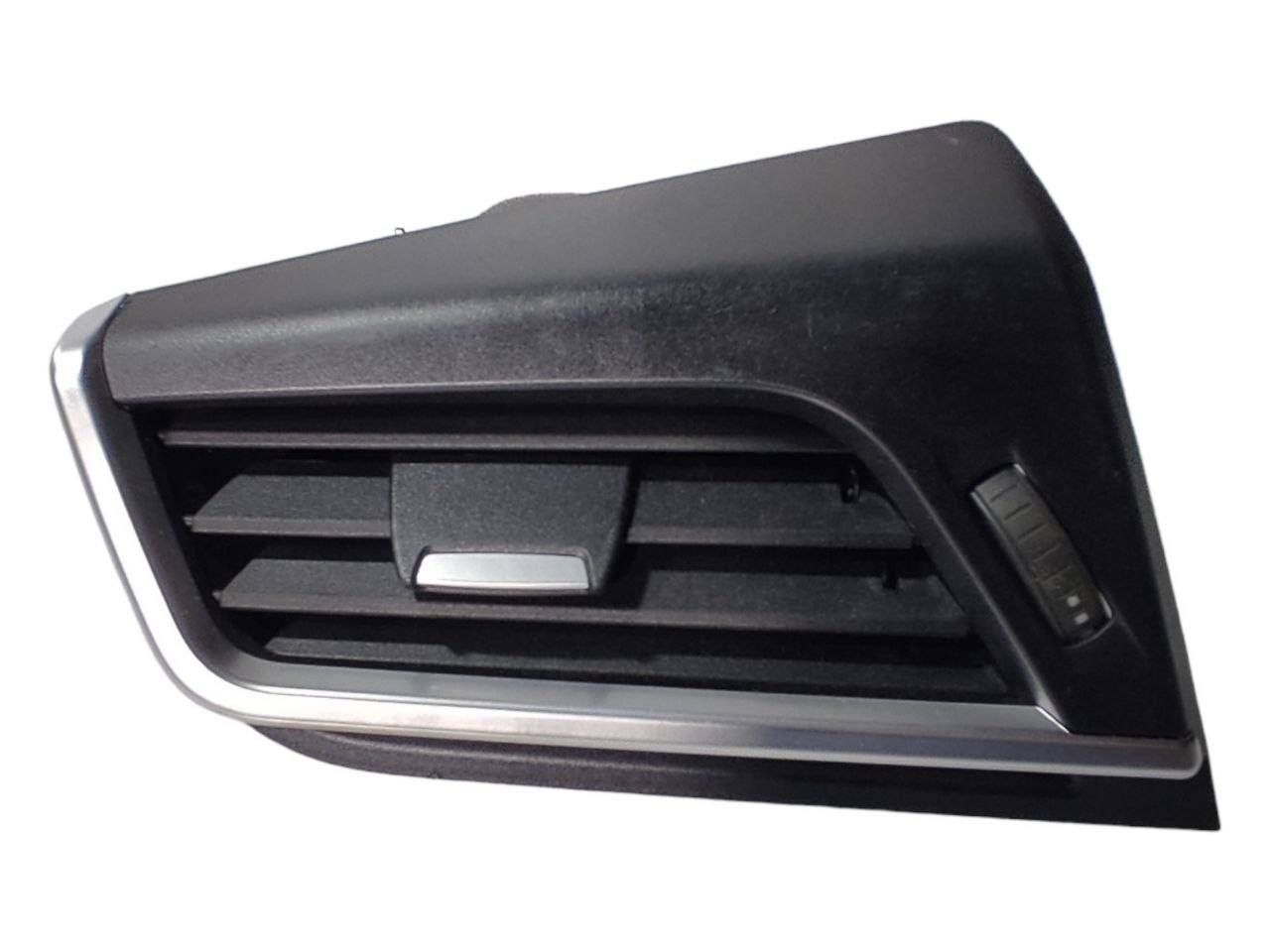 BMW 2 (F22 / F23) Dashboard side air vent grill/cover trim BMW 2 SERIES Dashboard side air vent grill/cove...