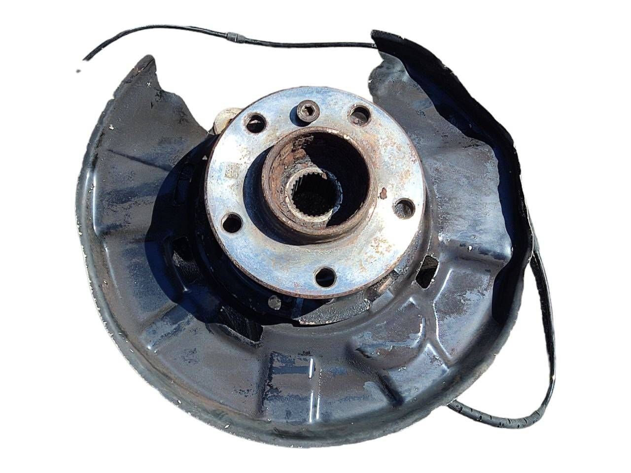BMW 1 (F20 / F21) Rear wheel hub BMW 1 SERIES Rear wheel hub OEM 33406792366

Pa...