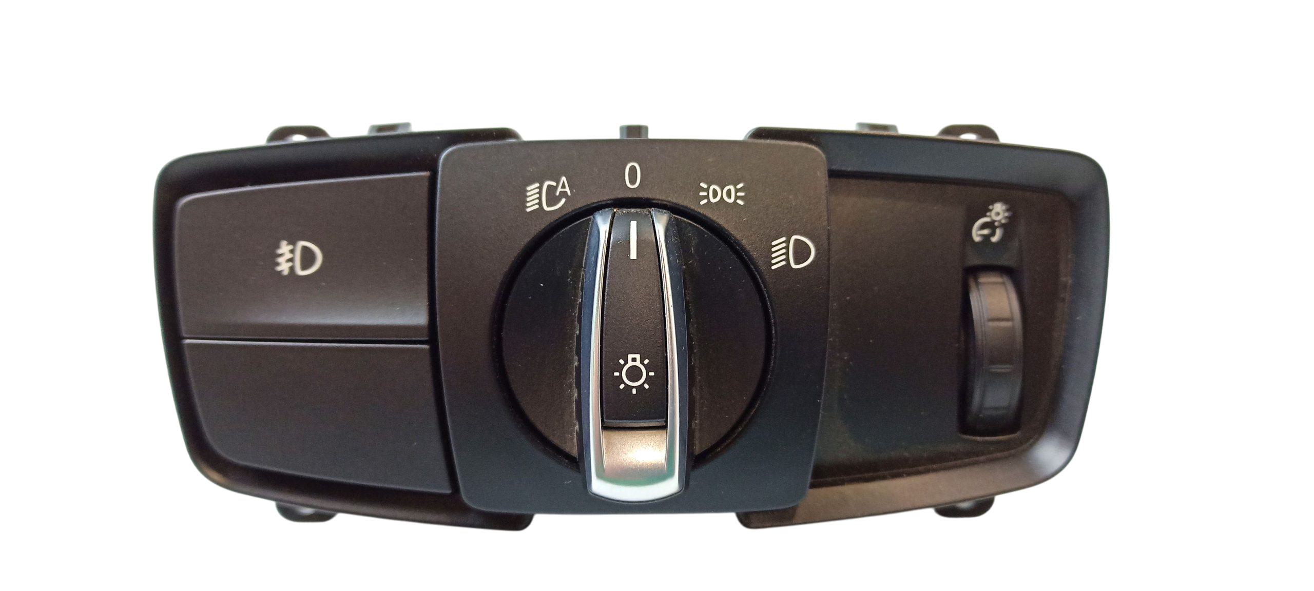 BMW X5 (F15) Свет переключатель BMW X5 Light switch OEM 61319309426

Part codes...