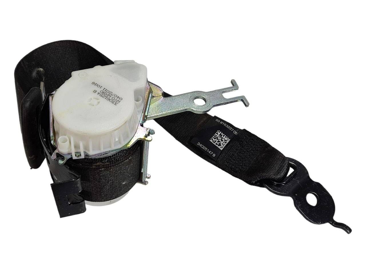 BMW 7 (G11 / G12) Rear seatbelt BMW 7 SERIES Rear seatbelt OEM 72119163237

Par...