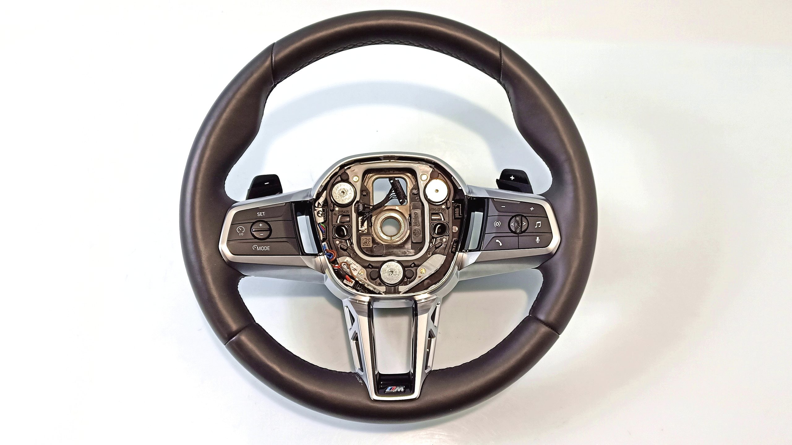 BMW X1 (E84) steering wheel BMW X1 Steering Wheel OEM 32305A4EE20

Part cod...