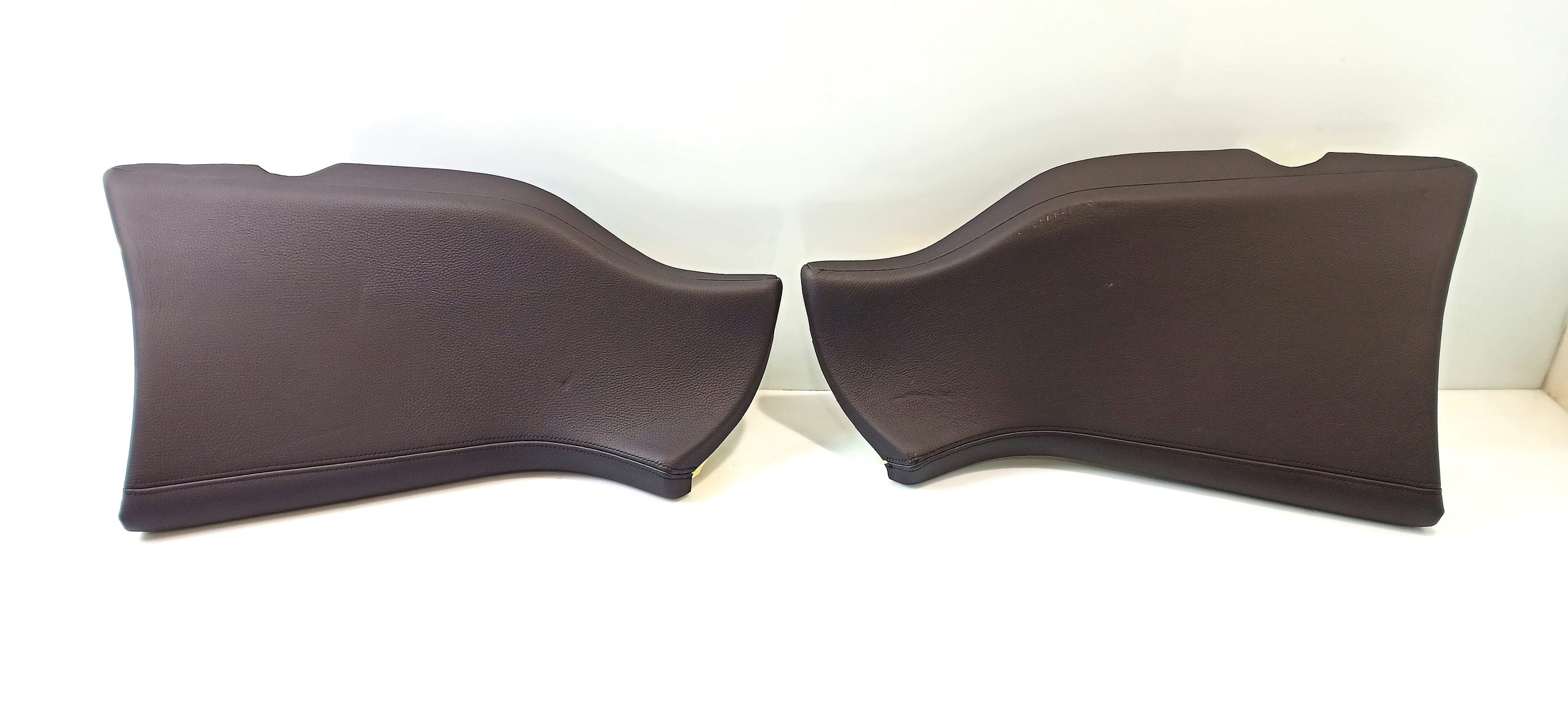 BMW 4 (F32 / F33 / F36) Rear seat side bottom trim BMW 4 SERIES Rear seat side bottom trim OEM 522...
