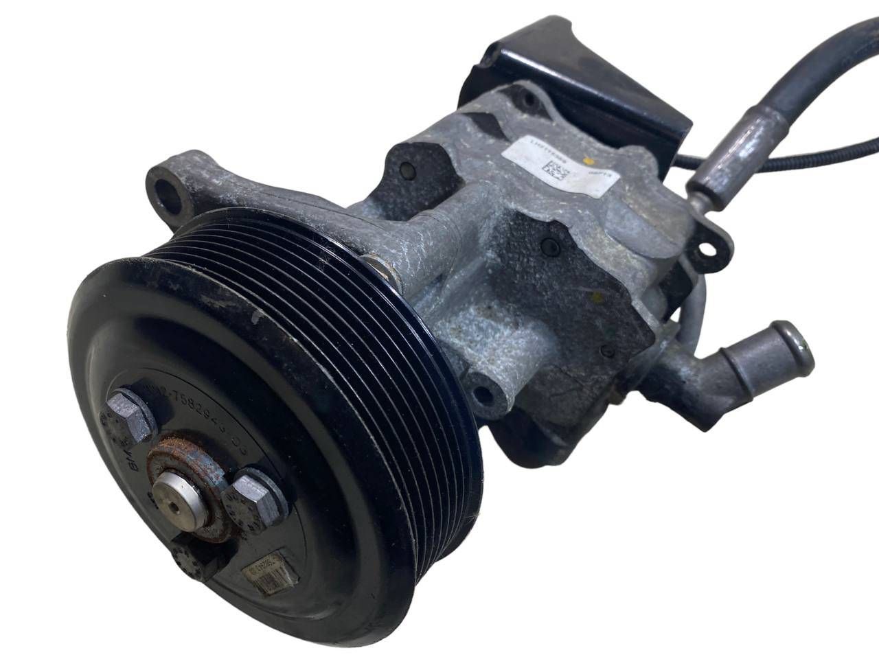 BMW 7 (G11 / G12) power steering pump BMW 7 SERIES Power steering pump OEM 2115369

P...
