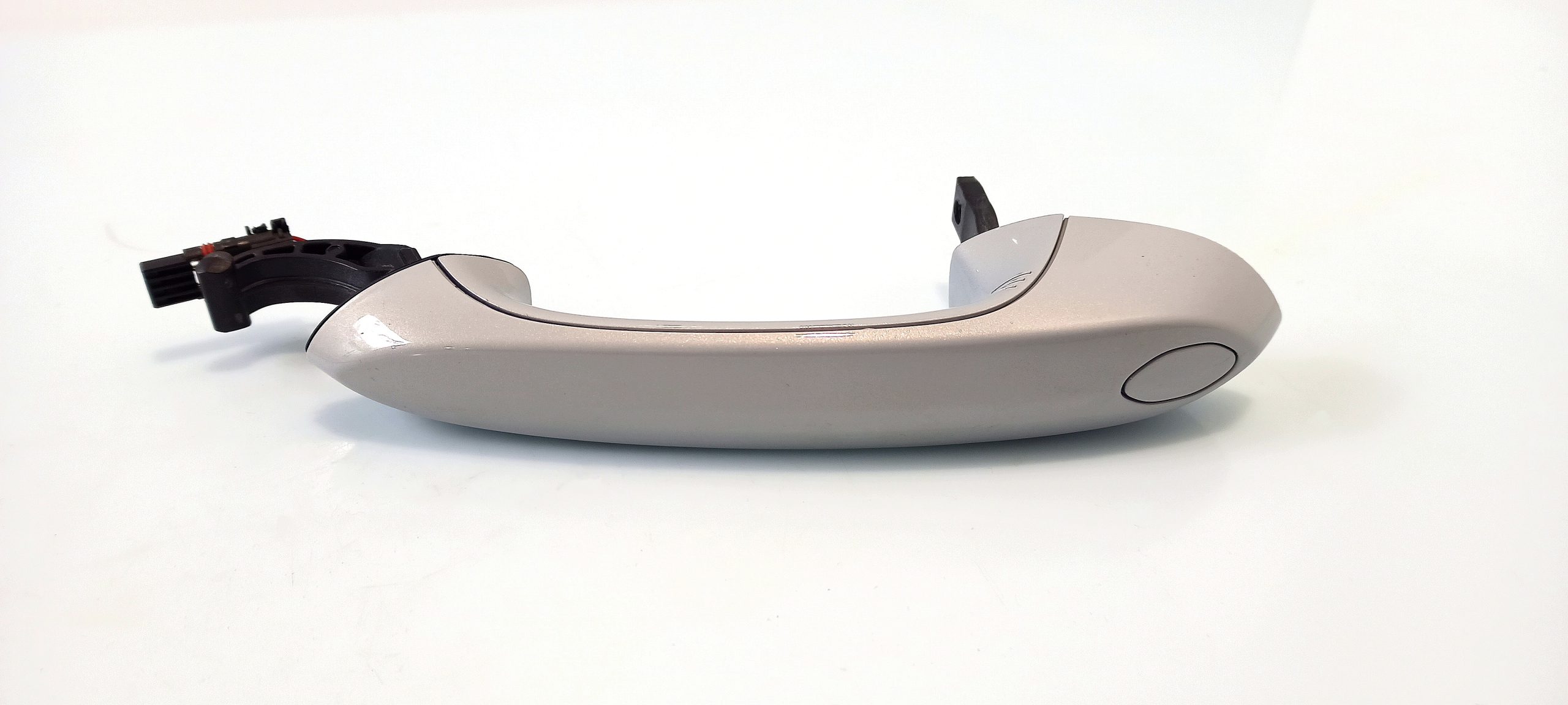 BMW 5 (G30 / G31) Front door exterior handle BMW M5 Front door exterior handle OEM 616879930...