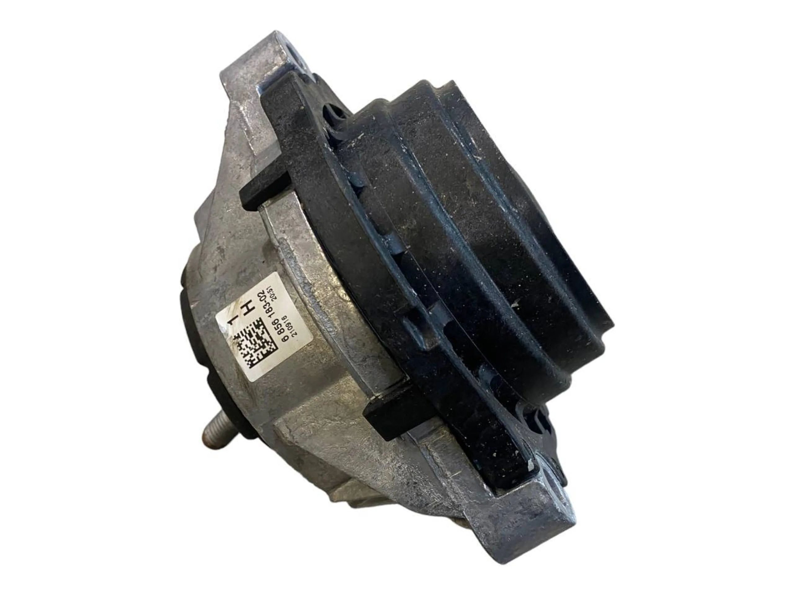 BMW 3 (F30 / F31) Engine mount bracket BMW 3 SERIES Engine mount bracket OEM 221168561...