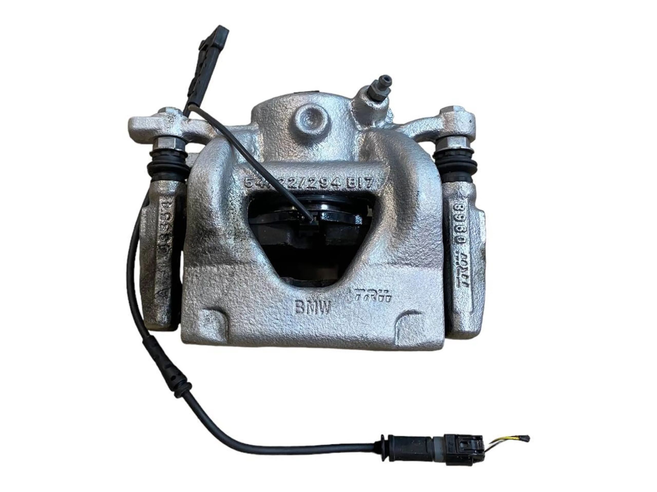 BMW 2 (F22 / F23) Front brake caliper BMW 2 SERIES Front brake caliper OEM 3411686026...