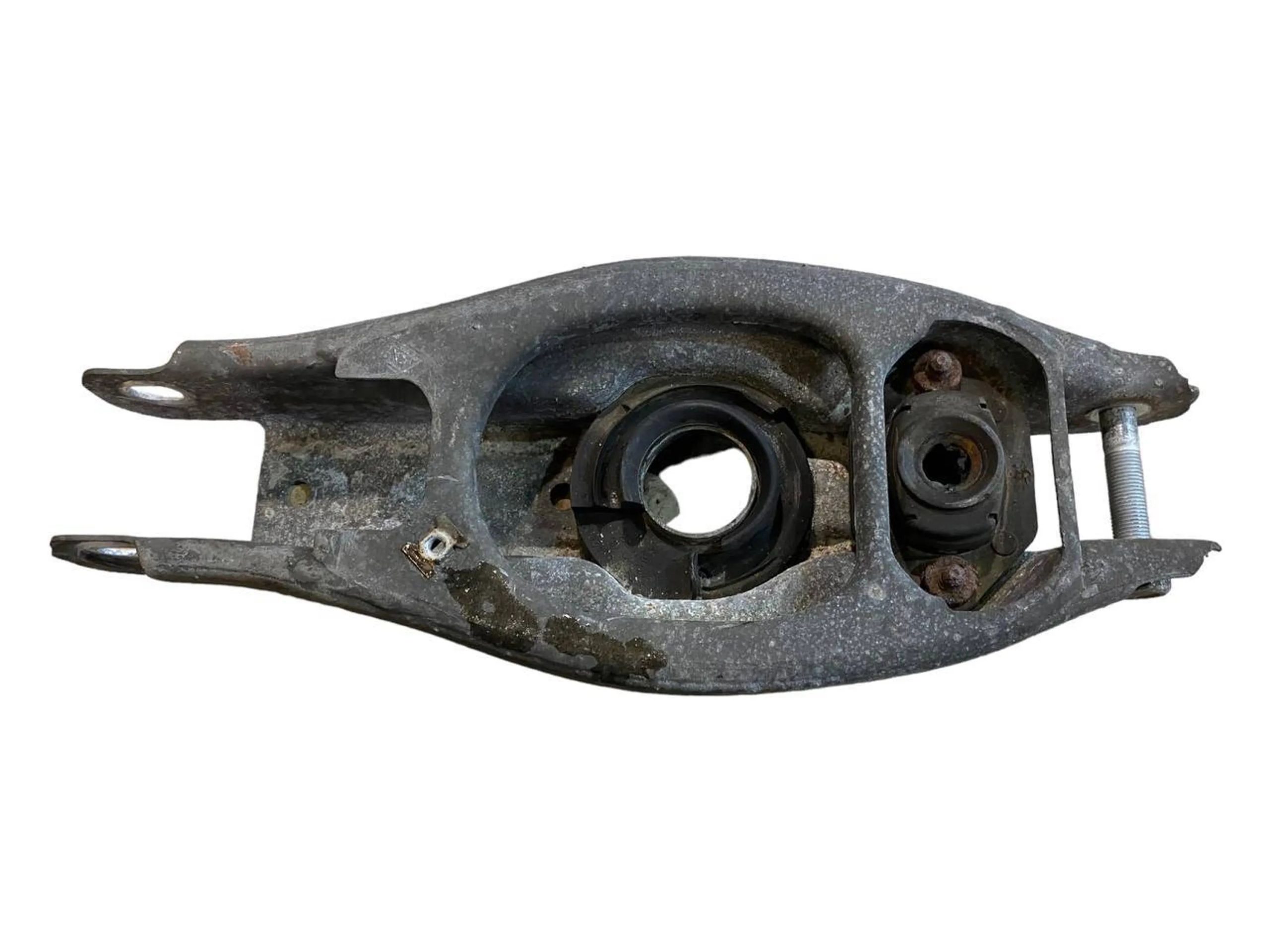 BMW 3 (E90 / E91 / E92 / E93) Rear upper control arm/wishbone BMW 3 SERIES Rear upper control arm/wishbone OE...