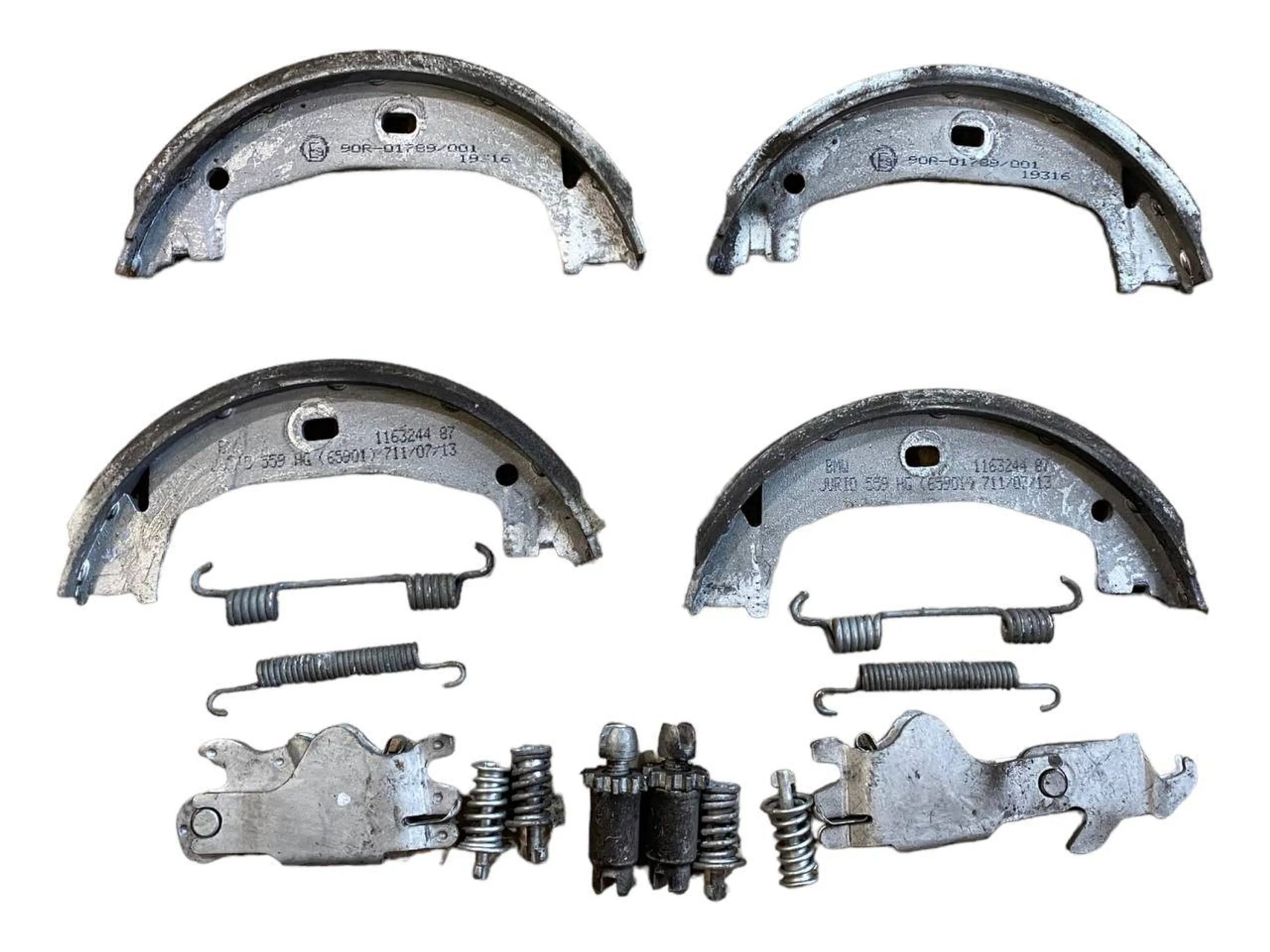 BMW 1 (F20 / F21) Handbrake/parking brake pads BMW 1 SERIES Handbrake/parking brake pads OEM 1...