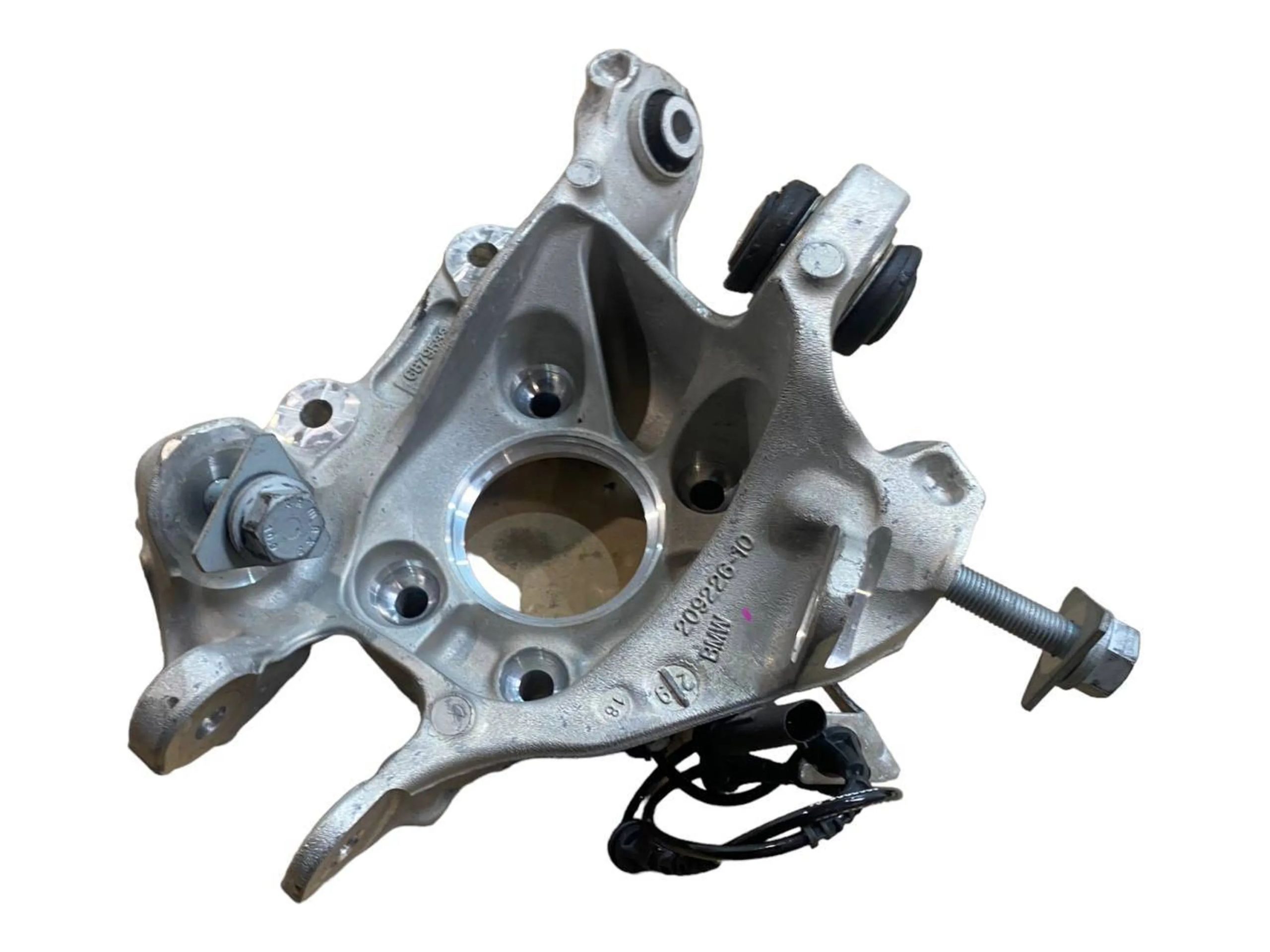 BMW 3 (G20 / G21) Rear wheel hub spindle/knuckle BMW 3 SERIES Rear wheel hub spindle/knuckle OEM...