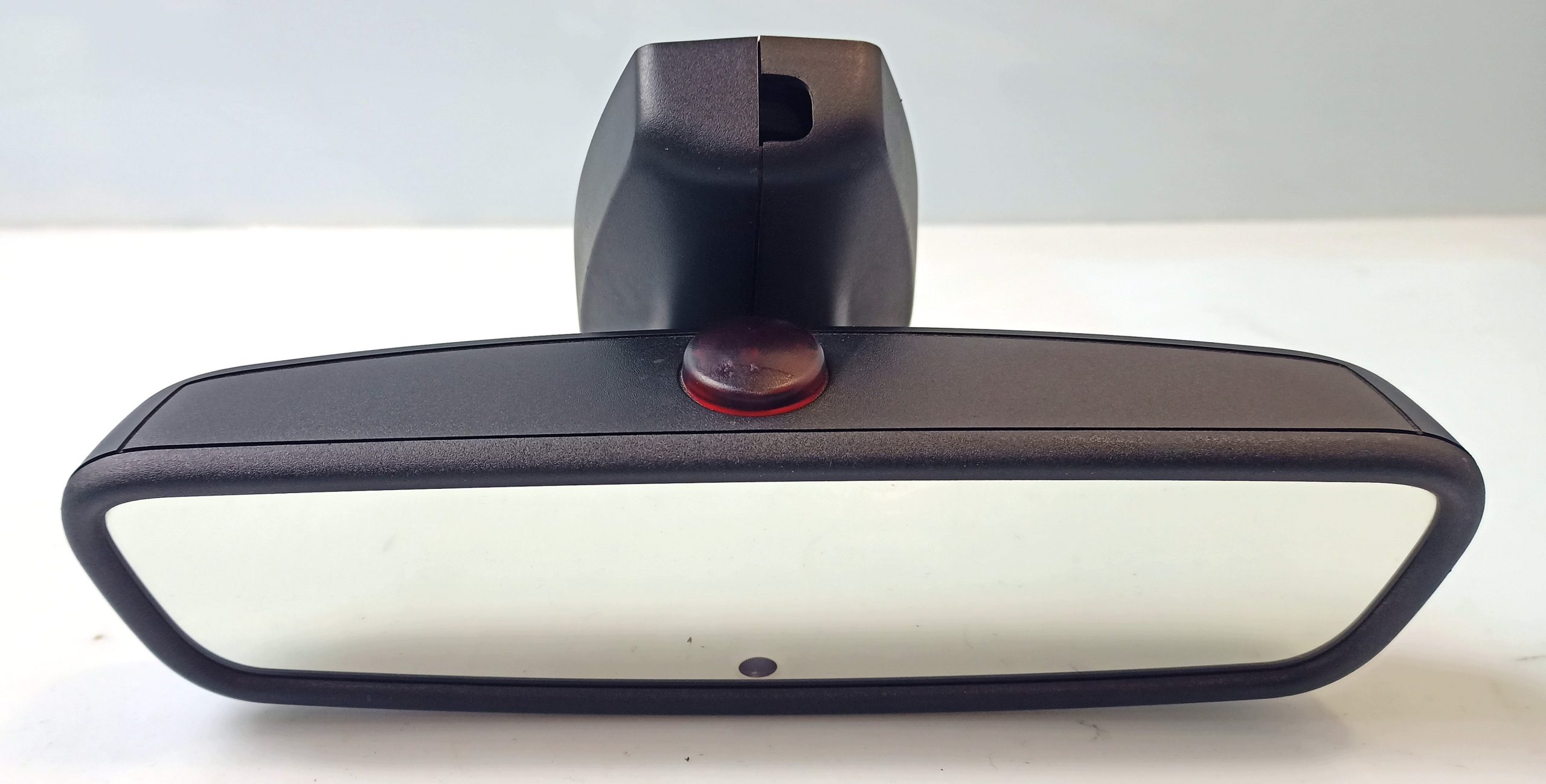 BMW 3 (E90 / E91 / E92 / E93) Rear view mirror (interior) BMW 3 SERIES Rear view mirror (interior) OEM 51...