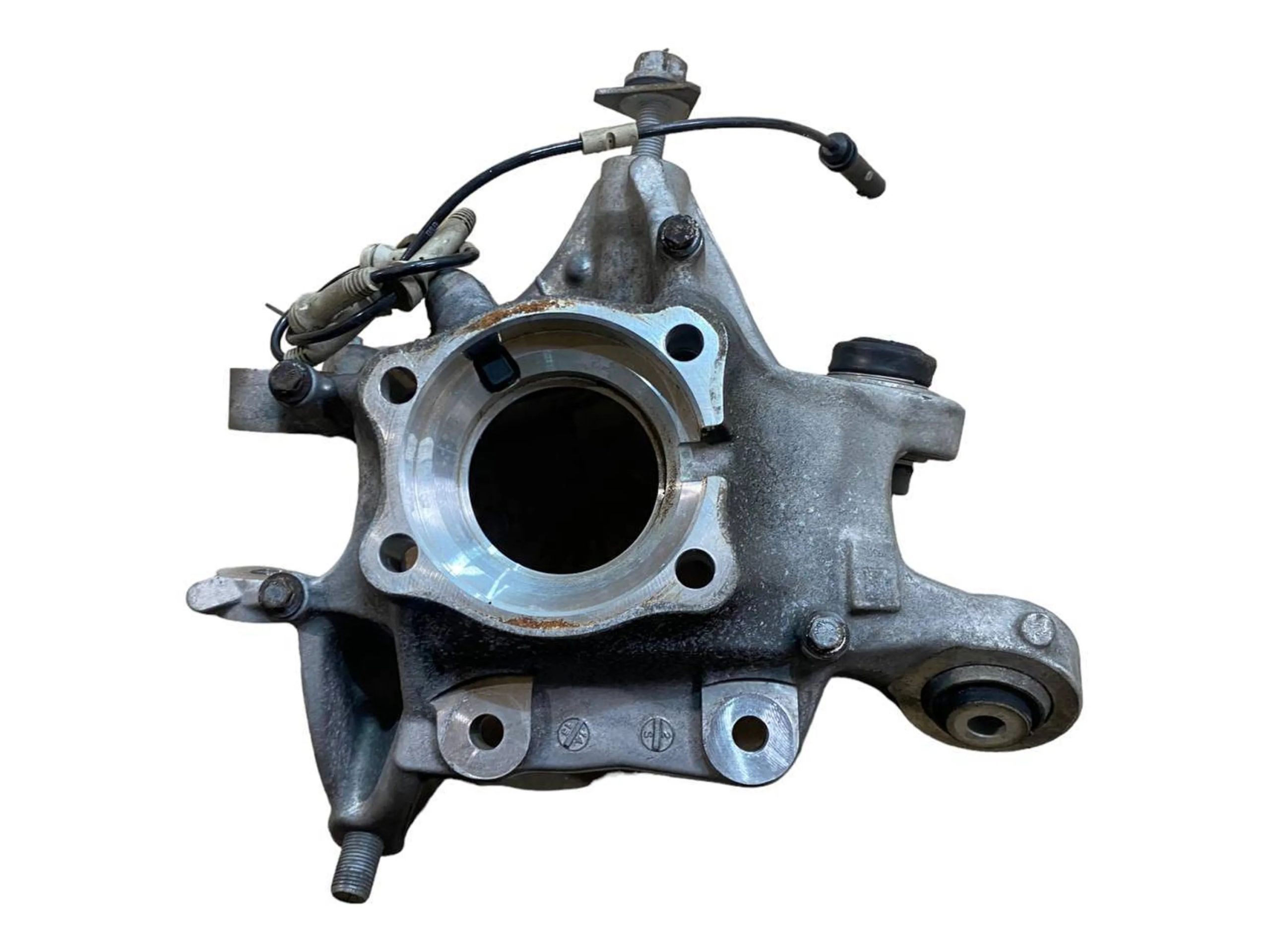 BMW 5 (G30 / G31) Rear wheel hub spindle/knuckle BMW 5 SERIES Rear wheel hub spindle/knuckle OEM...