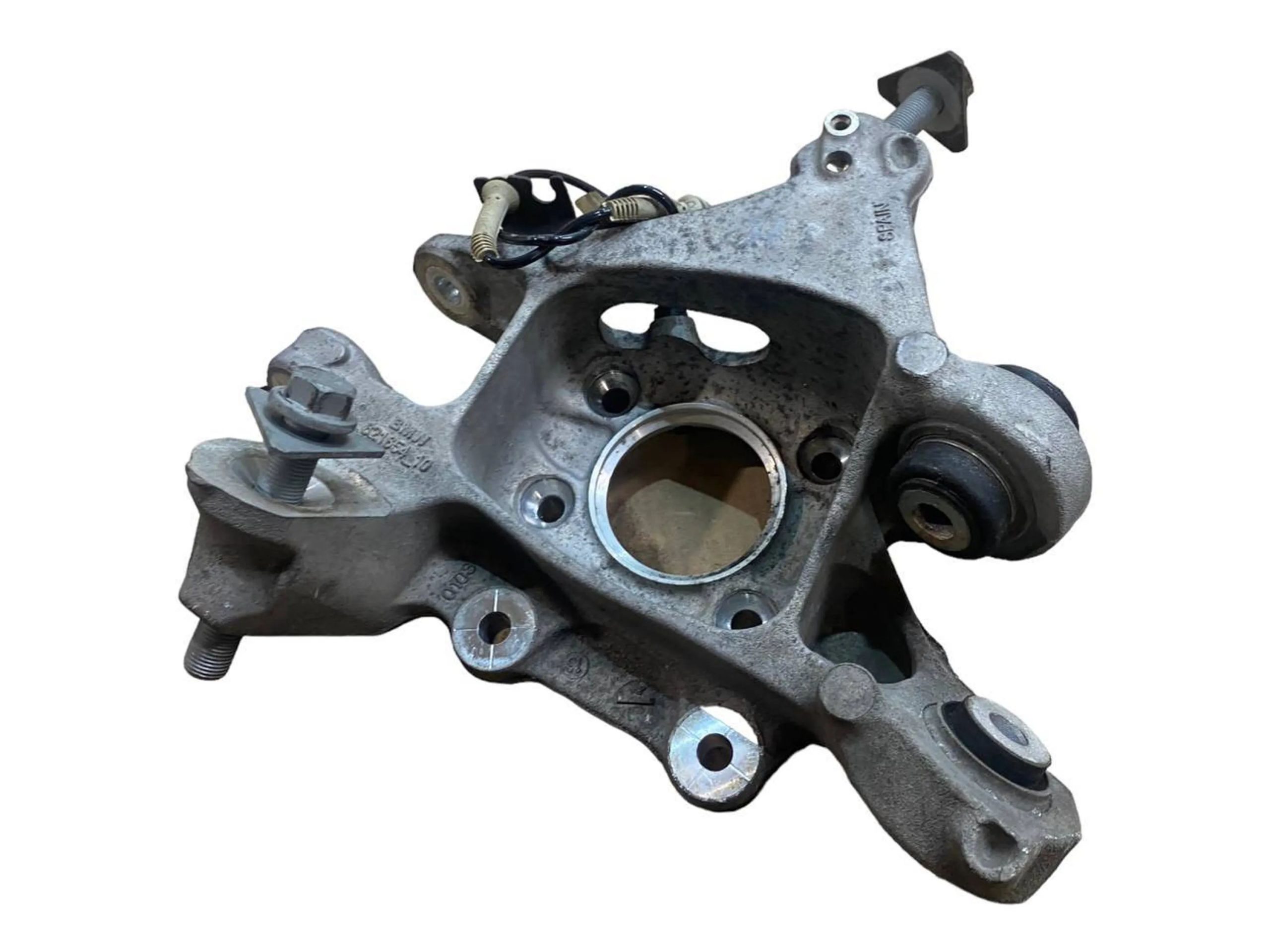 BMW 5 (G30 / G31) Rear wheel hub spindle/knuckle BMW 5 SERIES Rear wheel hub spindle/knuckle OEM...