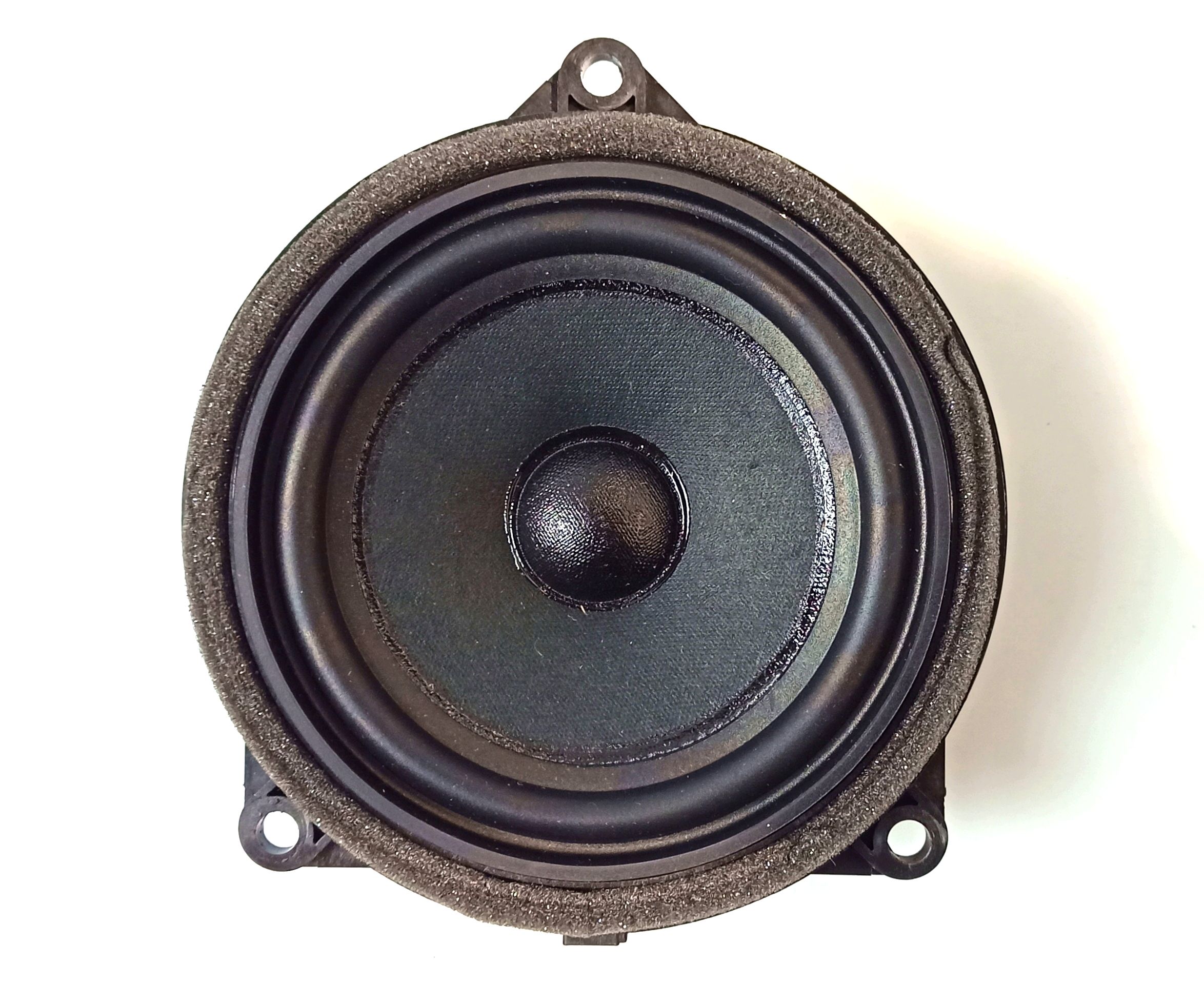 BMW 2 (F22 / F23) Front door speaker BMW 2 SERIES Front door speaker OEM 65138715685...