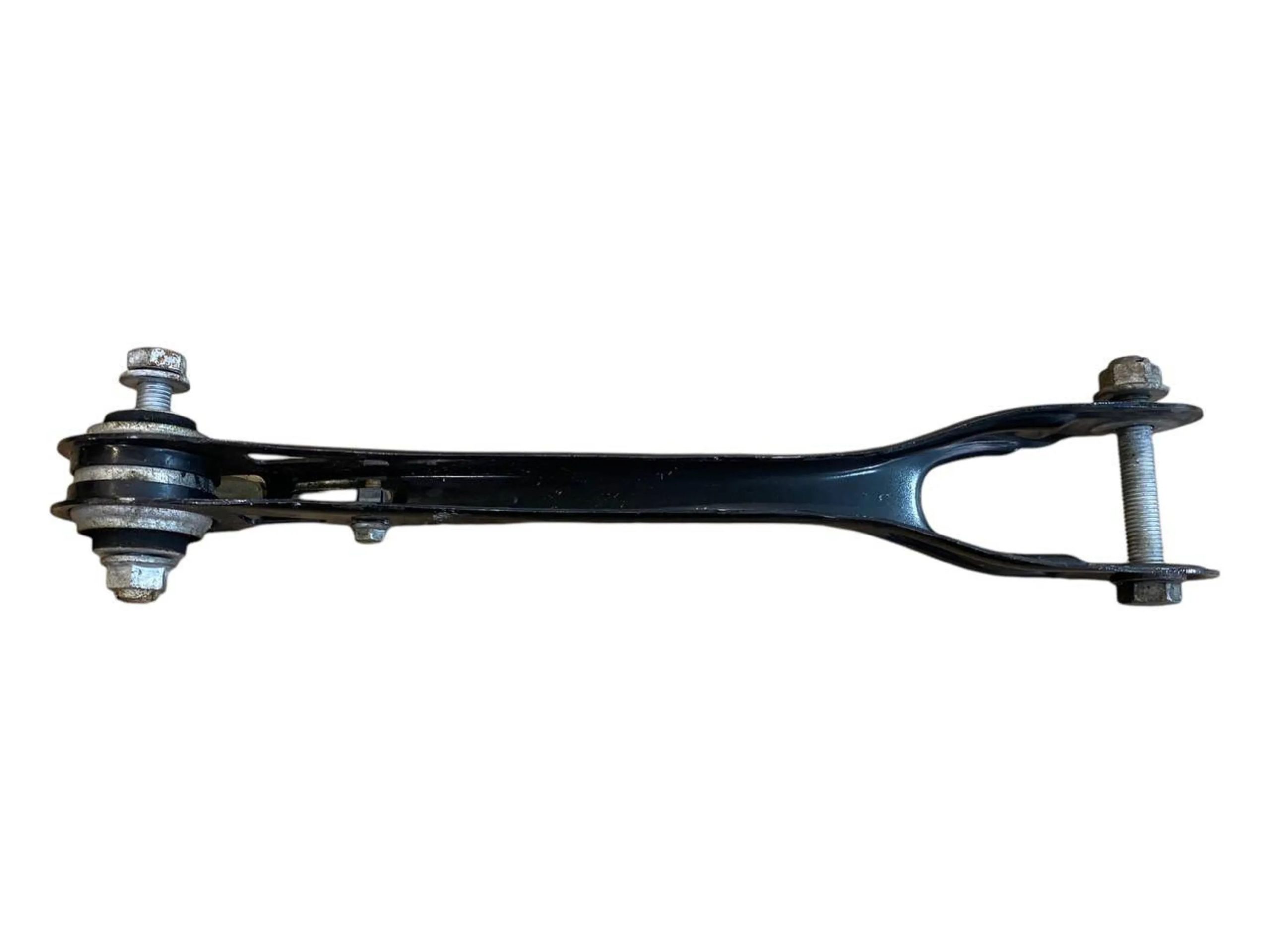 BMW 5 (G30 / G31) Rear control arm BMW M5 Rear control arm OEM 33306893528

Part c...