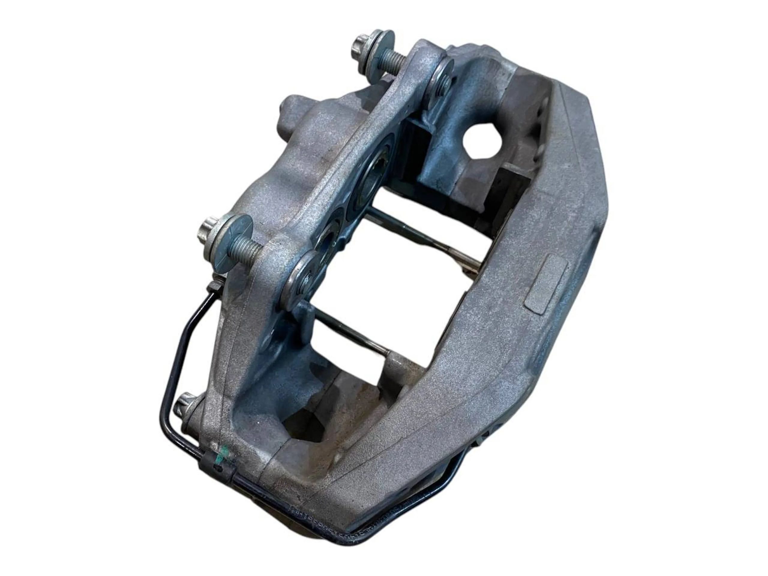 BMW 7 (G11 / G12) Front brake caliper BMW 7 SERIES Front brake caliper OEM 6861785

P...