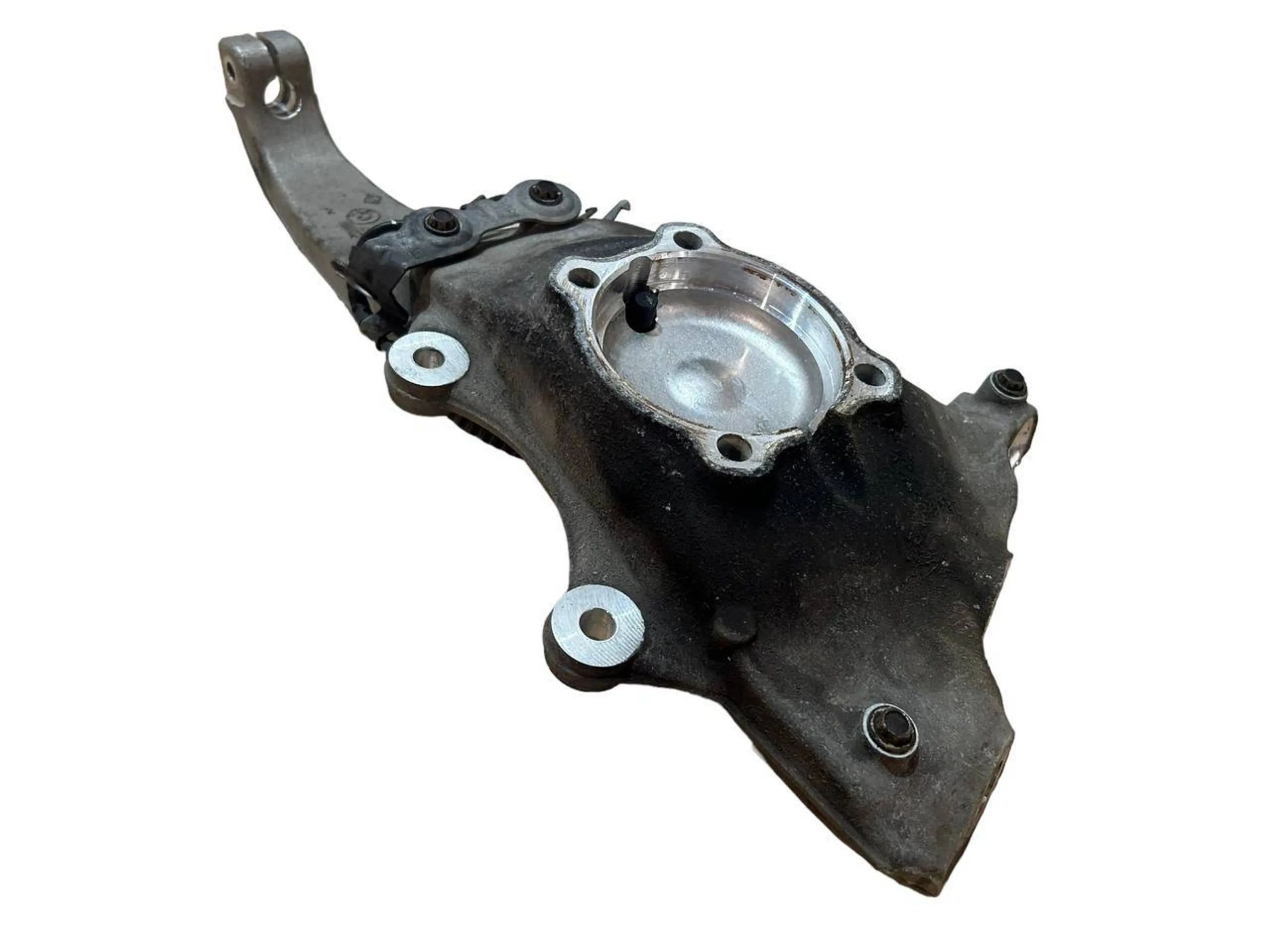 BMW 6 (F06 / F12 / F13) Front wheel hub spindle knuckle BMW 6 SERIES Front wheel hub spindle knuckle OE...